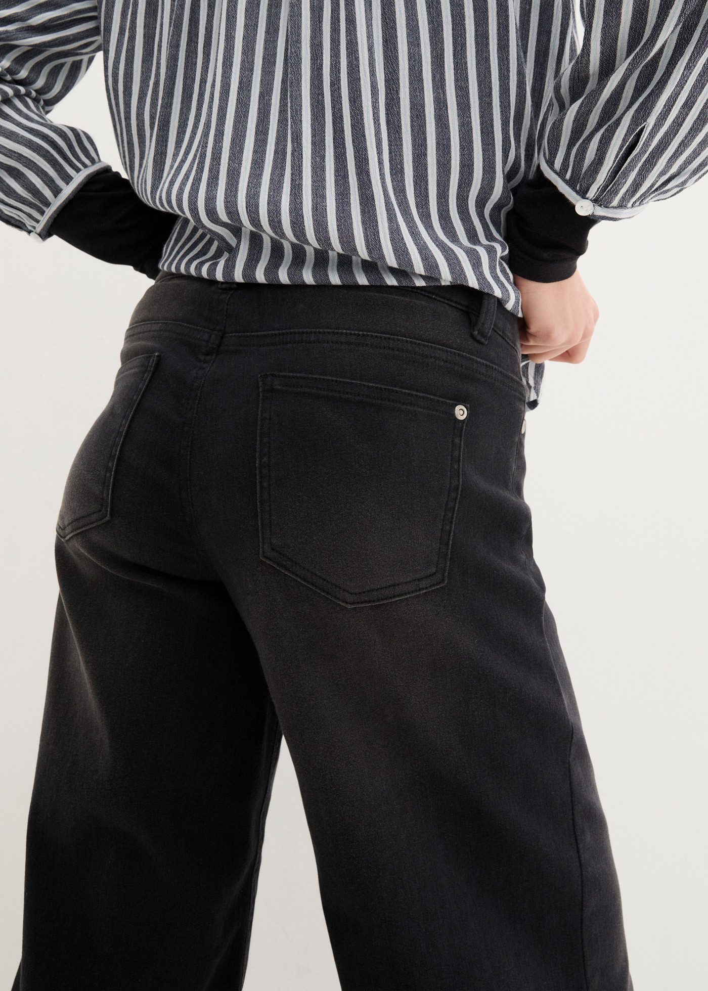 bonprix Weite Jeans (1-tlg) Loose Fit Passform, 7/8 Länge, mit Elasthan-Anteil