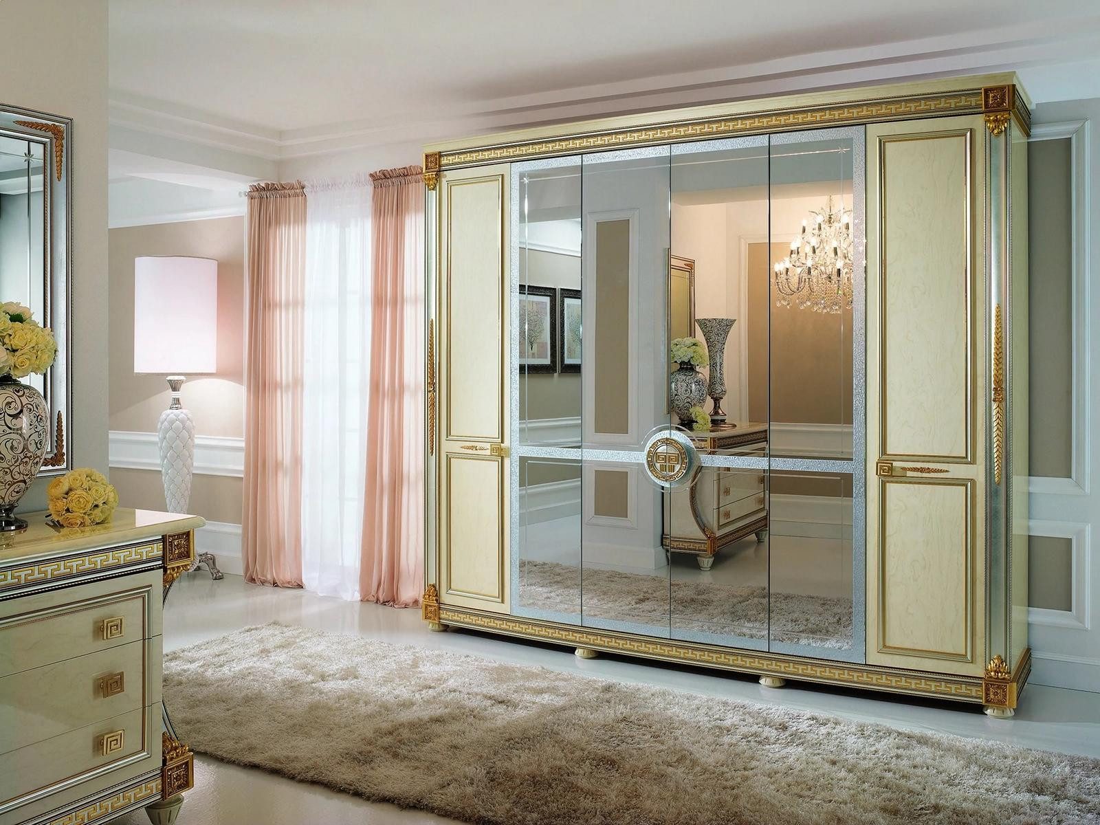 Kleiderschrank Klassische Kleiderschränke und Schrankwandsysteme