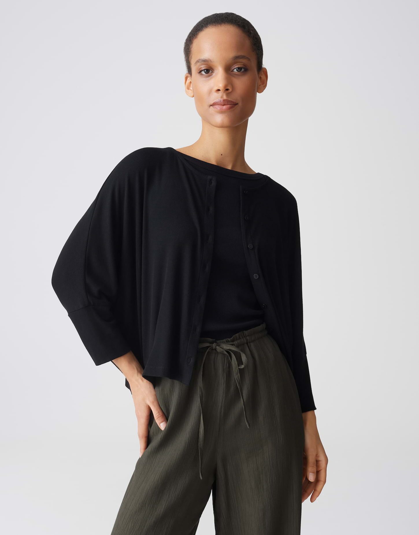 Opus 3/4-Arm-Shirt Sigefi aus weichem Viskosemix Der 3/4 Arm verleiht dem Look luftige Leichtigkeit