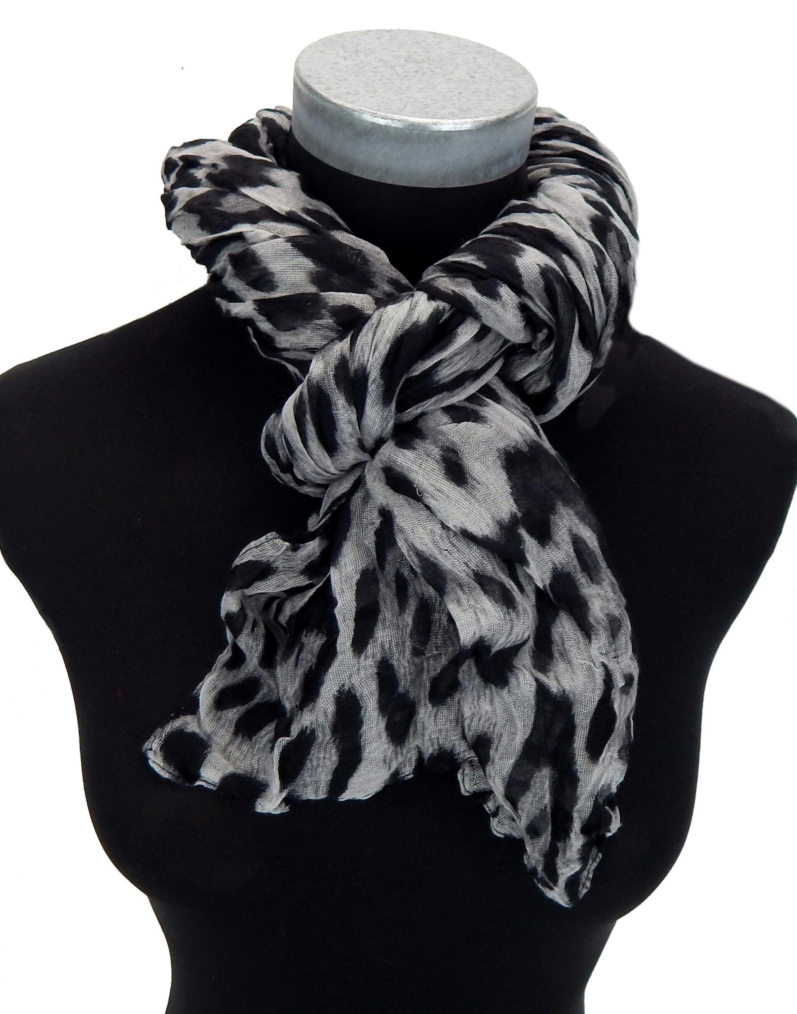 Ella Jonte Modeschal, leichter Leopardschal - Modisches Accessoire mit Animalprint - Viskose