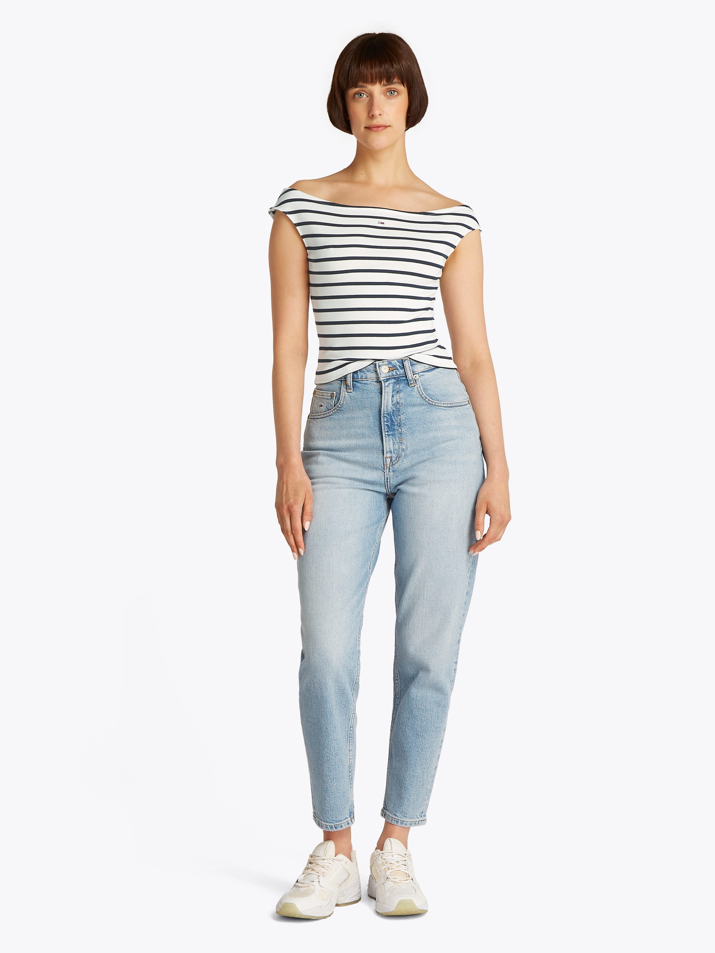 Tommy Jeans Tanktop TJW BOAT NECK TOP SS EXT mit Logostickerei