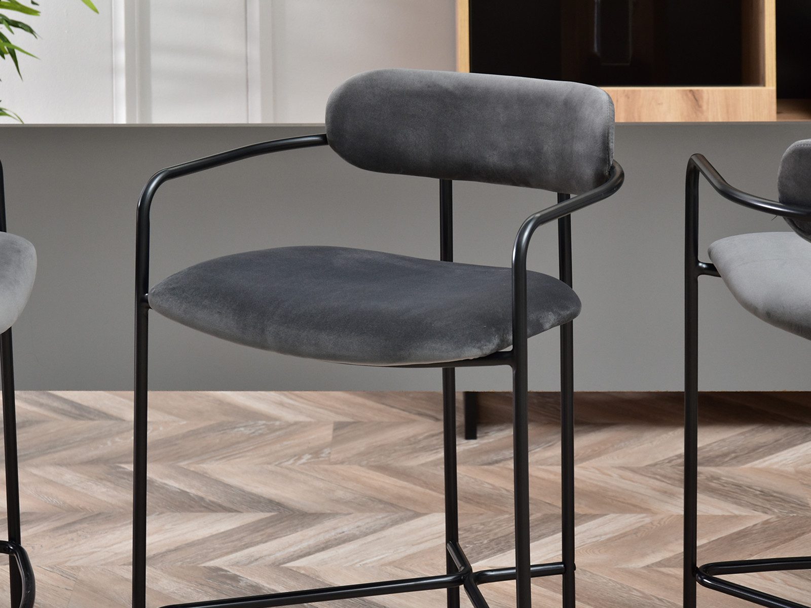 Compleo Barhocker Minimalistischer Barhocker aus Samt