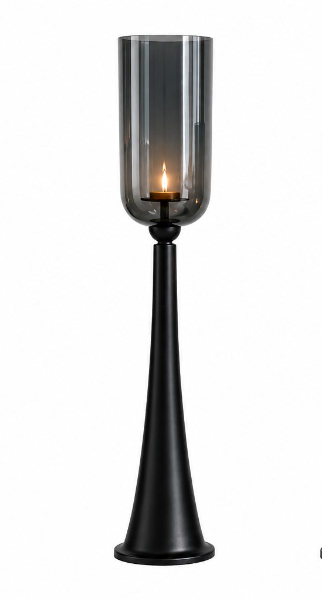 finehomegarden Bodenwindlicht Kerzenständer Säule schwarz mit Glas Hurricane Windlicht aus Metall (Stück, 1 St), H110cm Boden-Kerzenhalter für Wohnzimmer, Flur & Eventdekoration