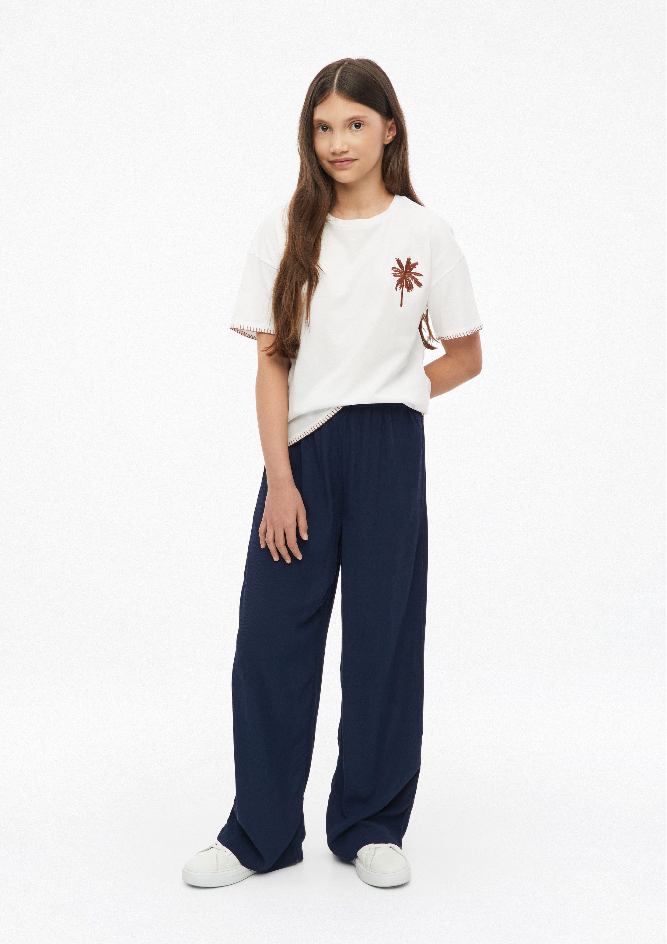 s.Oliver Kurzarmshirt T-Shirt T-Shirt mit Stickerei im Boxy Fit