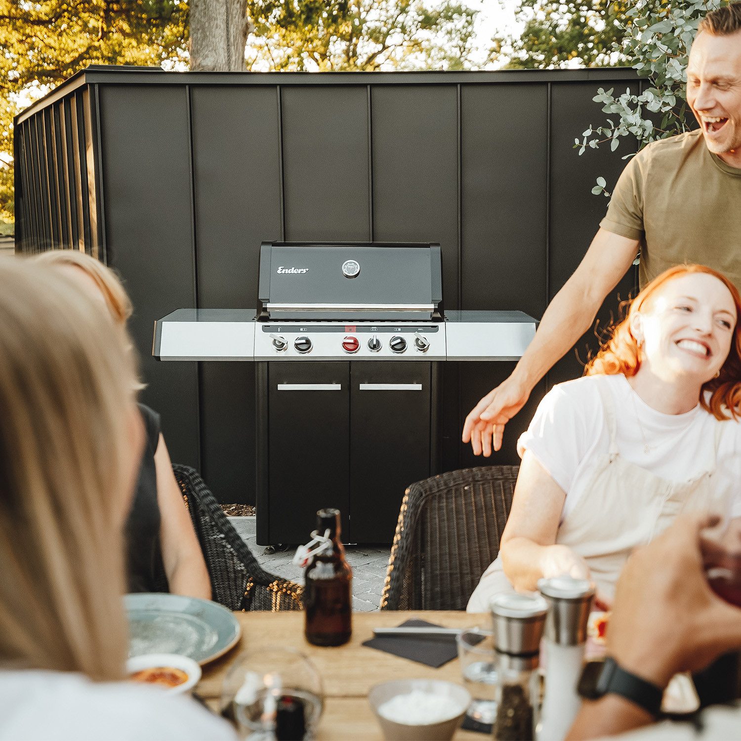 Enders® Gasgrill Uniq Pro 3 I Cruster Gas Grill-Gasgrill 3 Brenner Infrarot, Gussrost