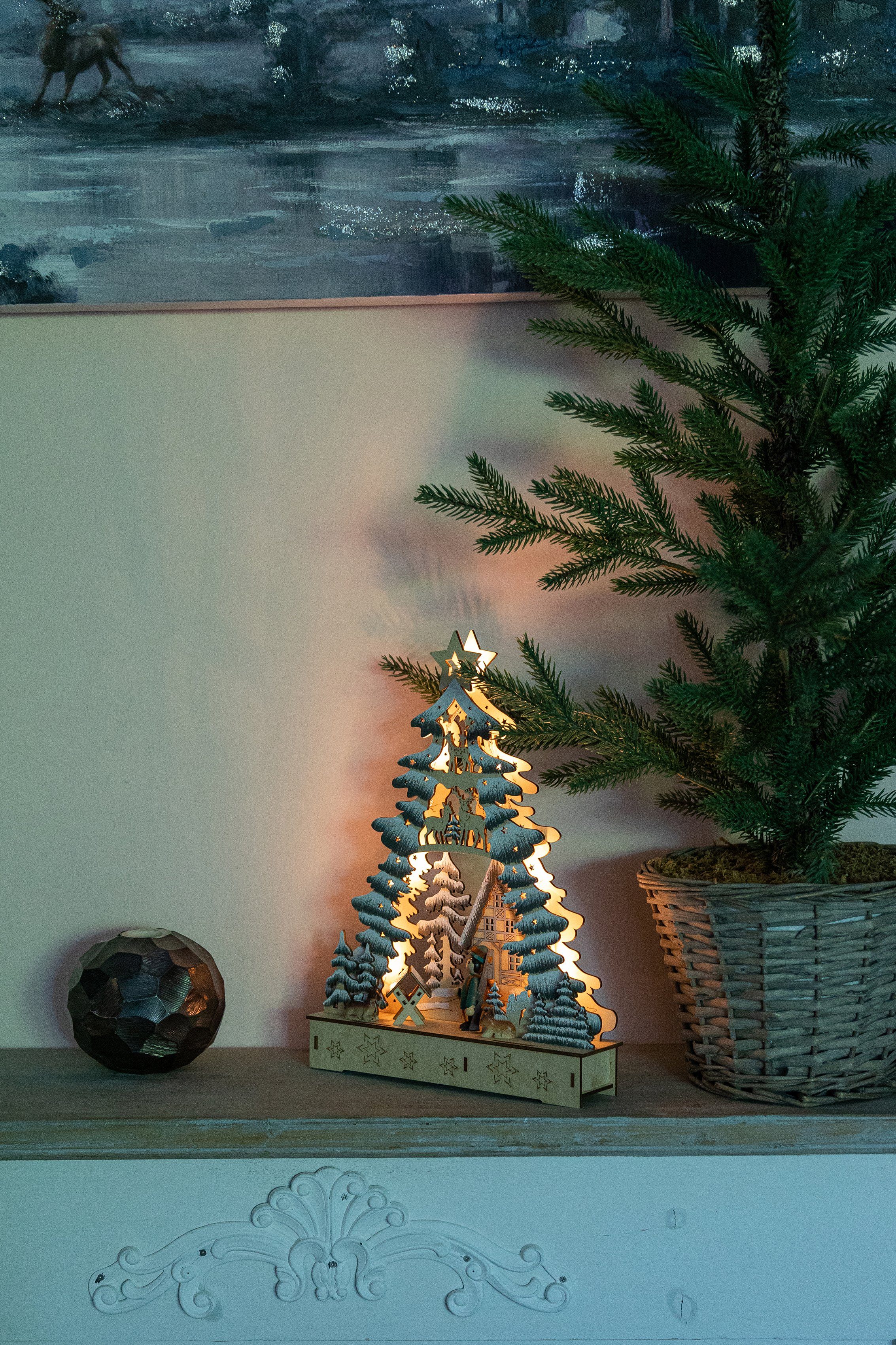 Myflair Möbel & Accessoires Weihnachtsdorf Weihnachtsdeko, Tannenbaumform, Höhe ca. 33 cm – Bild 5 von 5