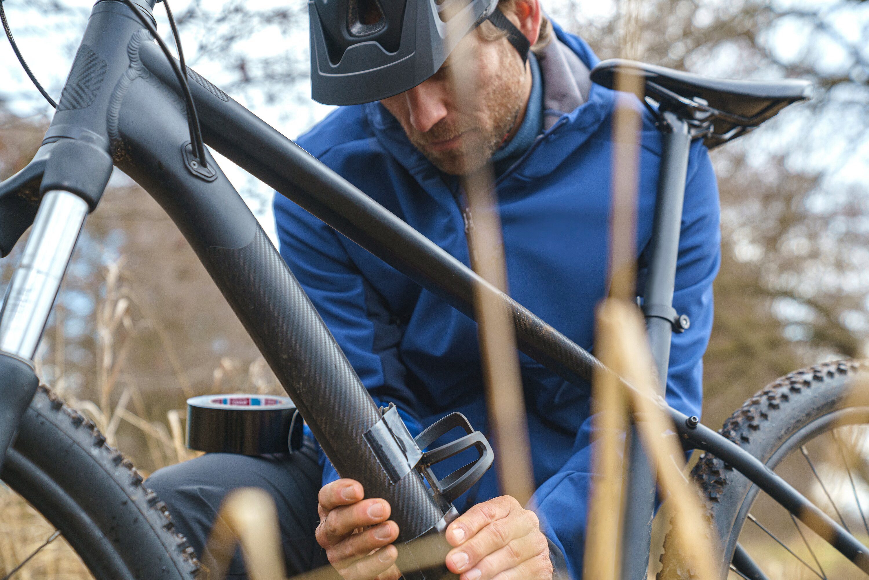 tesa Klebeband ULTRA POWER EXTREME Reparaturband (Packung, 1-St) selbstverschweißendes Isolierband - besonders robust - schwarz