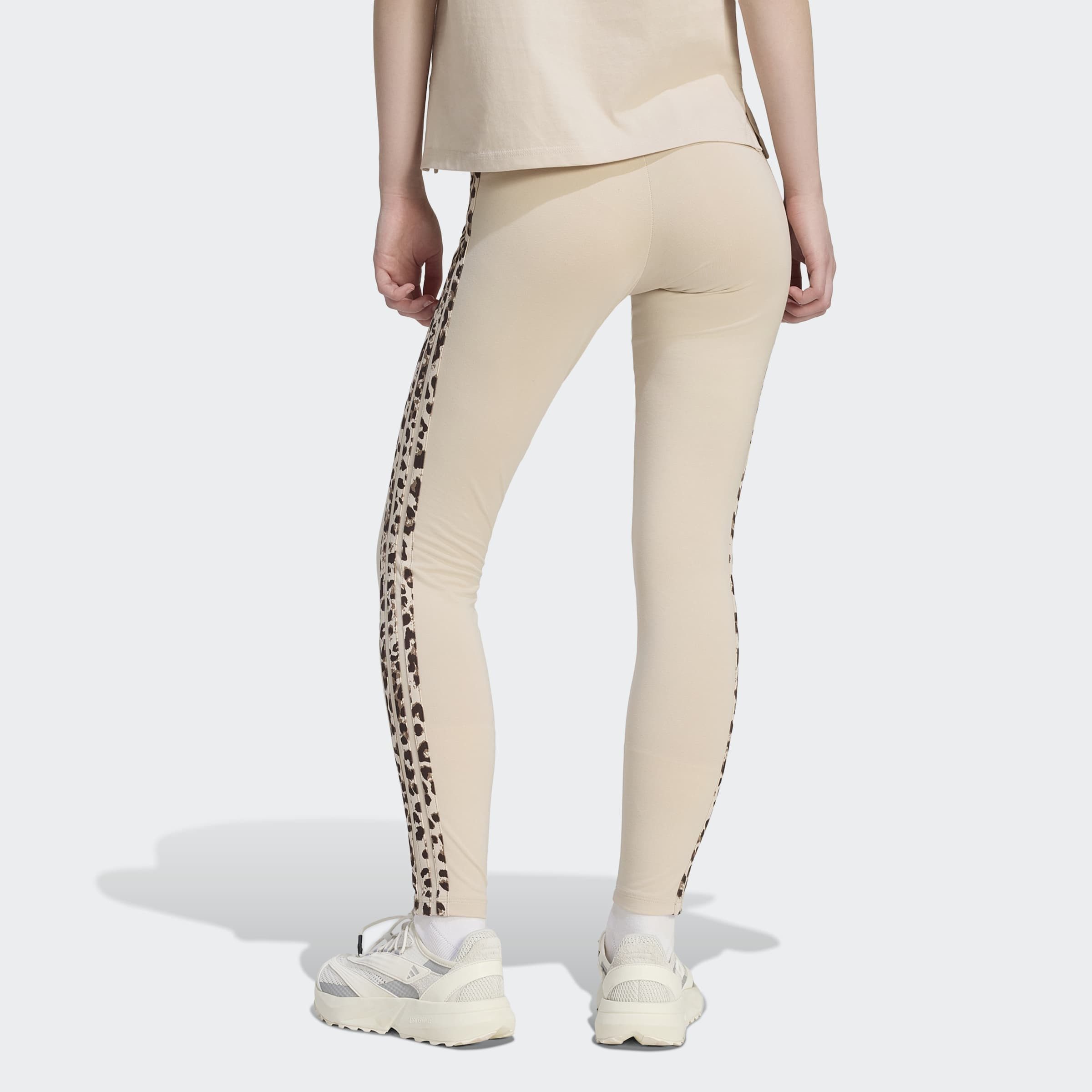 adidas Sportswear Leggings W AOP 3S LEG für Erwachsene, mit sportlichem Stil, eng anliegende Passform