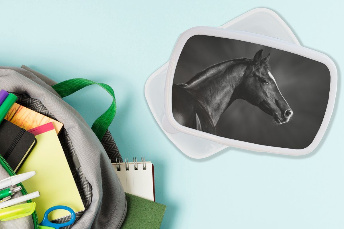 MuchoWow Lunchbox Pferd - Mädchen Kunststoff, - Jungs - Brotdose, Tiere Schwarz - Porträt, Erwachsene, Weiß und für Kinder für (2-tlg), Brotbox und