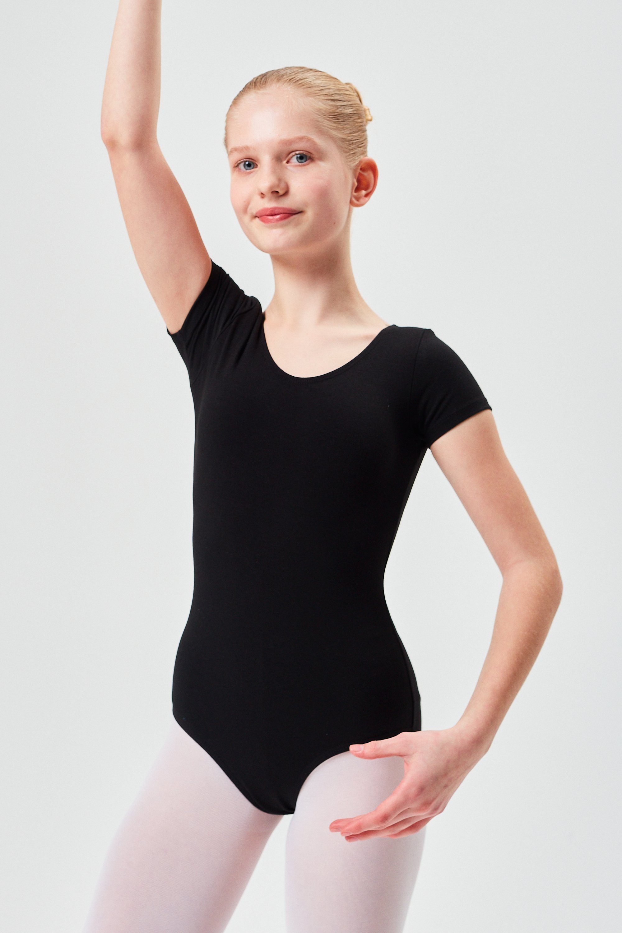 tanzmuster Body Ballettbody Sally aus weicher Baumwolle Kurzarm Trikot fürs Kinder Ballett schwarz