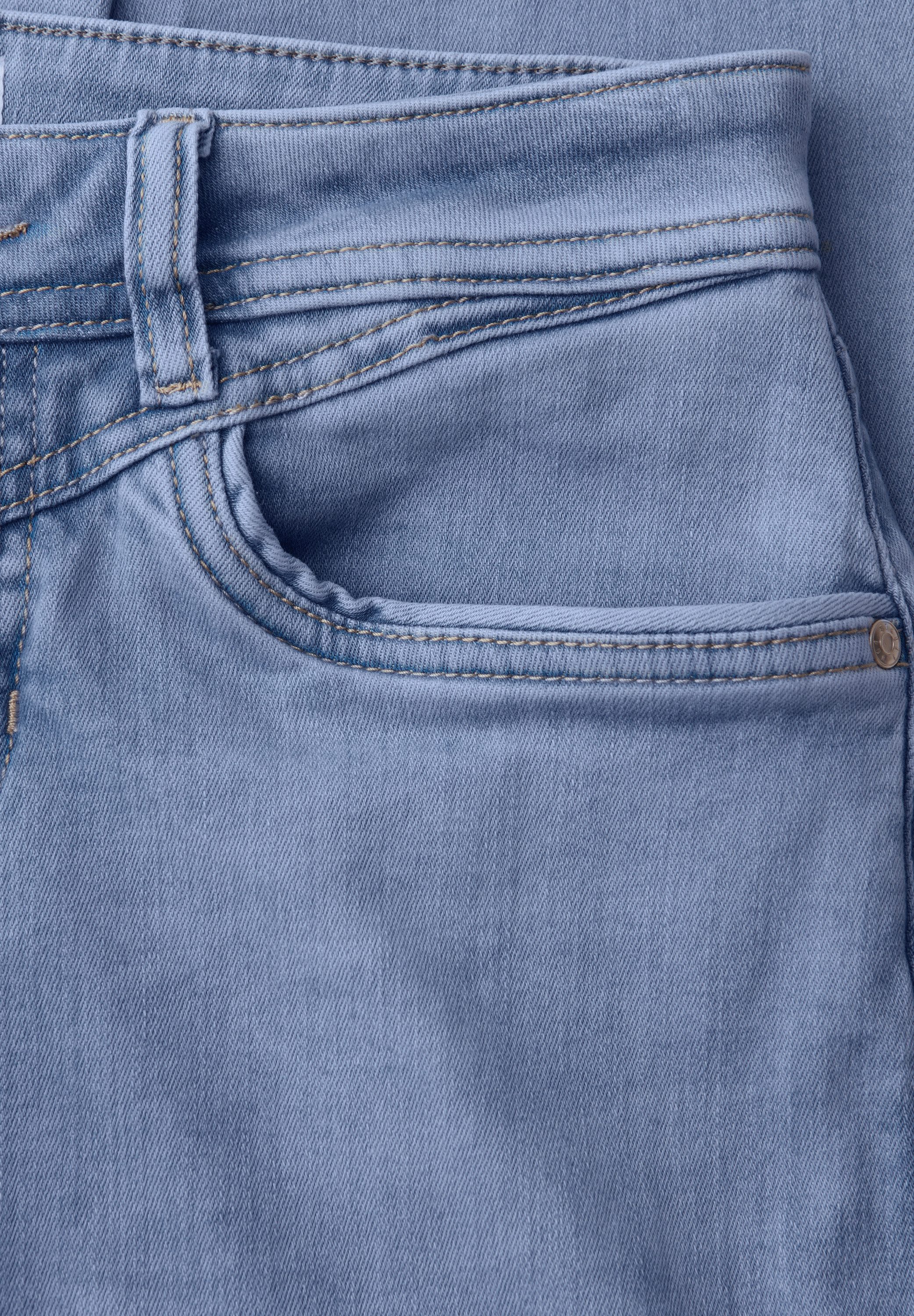 STREET ONE Comfort-fit-Jeans im Denim-Style