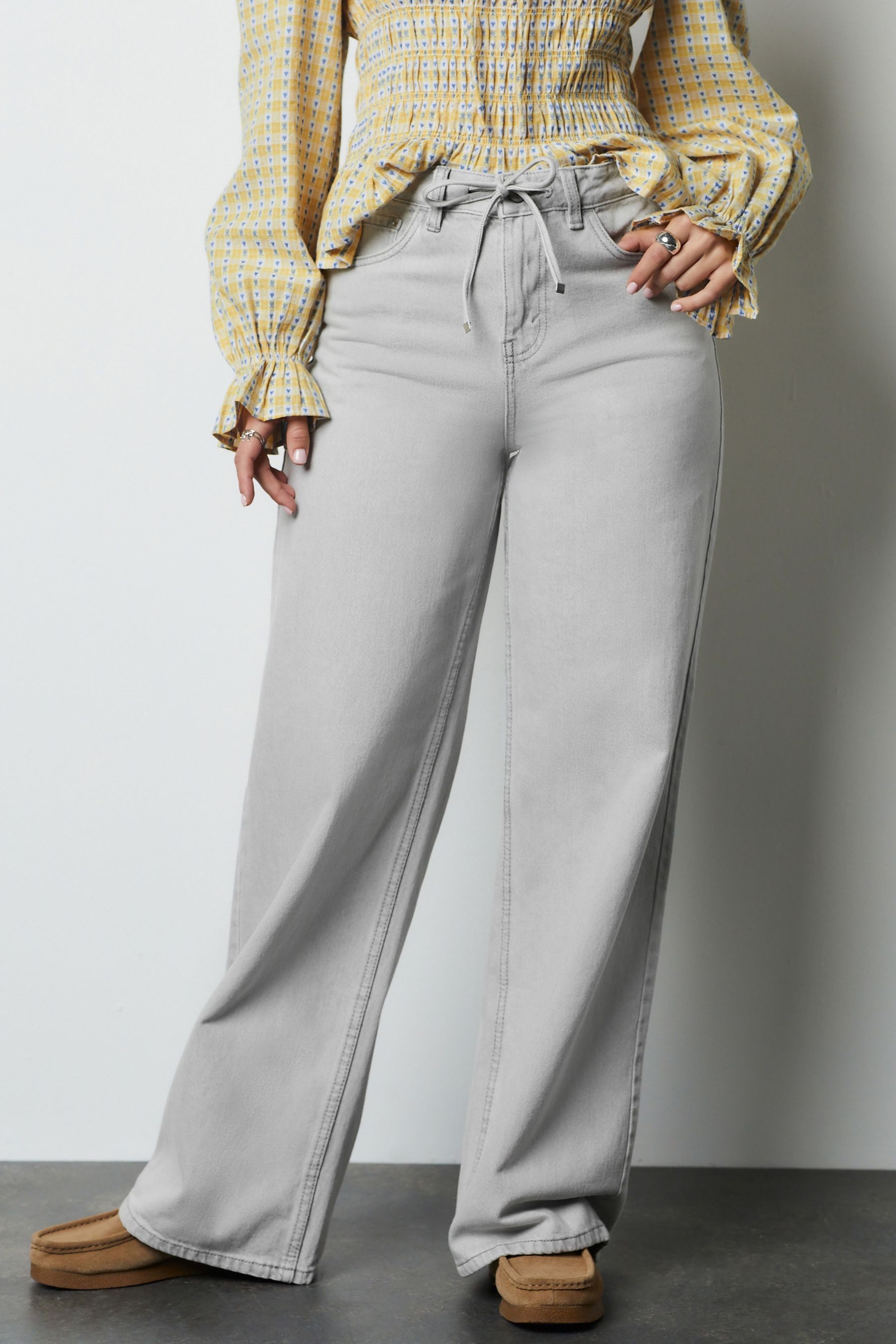 Next Weite Jeans Taillierte Jogginghose mit weitem Bein (1-tlg)