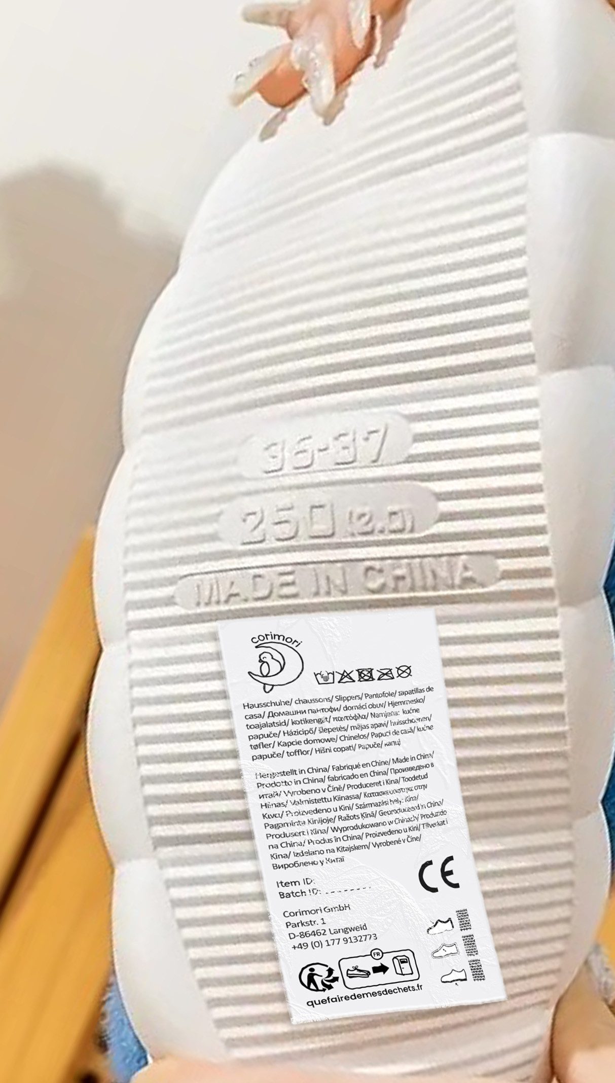 Corimori Flauschige Kuh Pantoffeln im MuhKuh-Design Plüsch Hausschuhe (Packung, Geschenk) lustige Plüsch Slipper für Kinder und Erwachsene, EU Größe 34-35