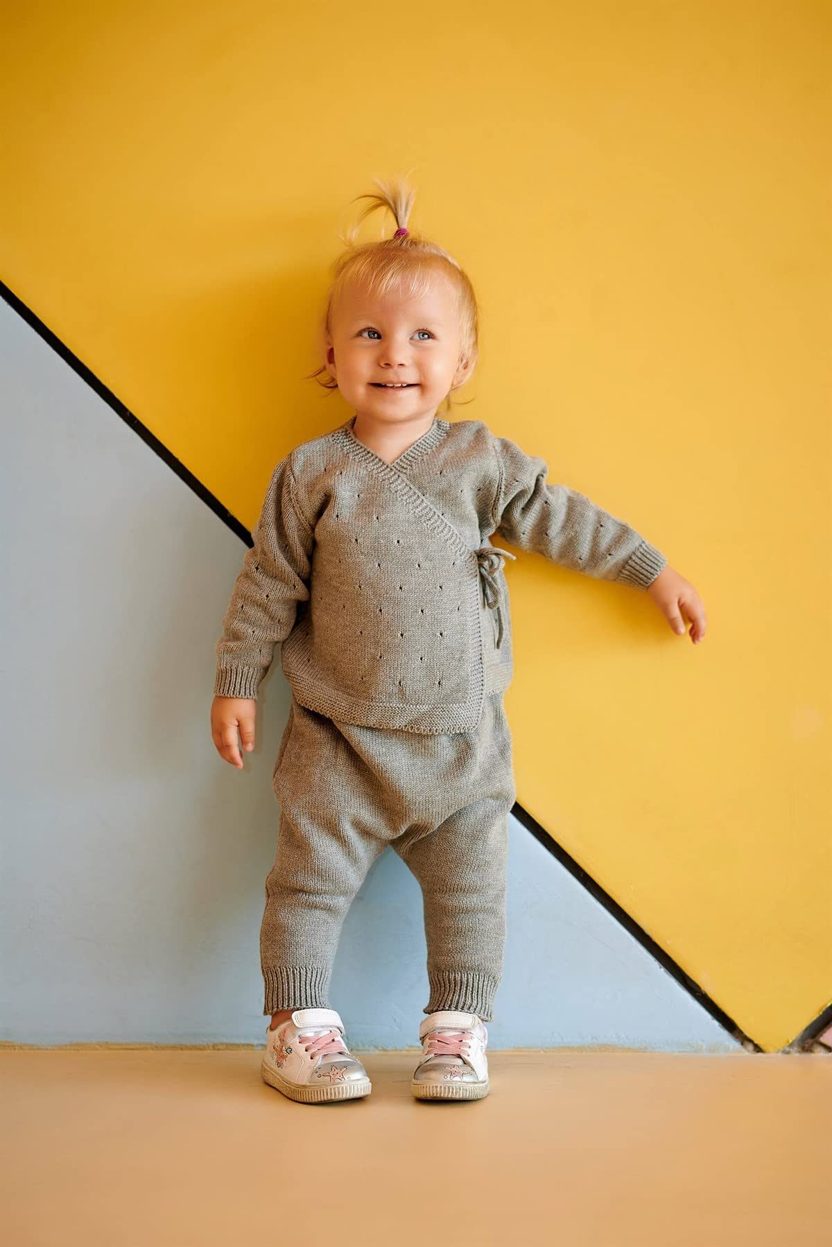 Minora Strickkleid Minora Baby Kleidungs Double-Set- Hose und Pullover
