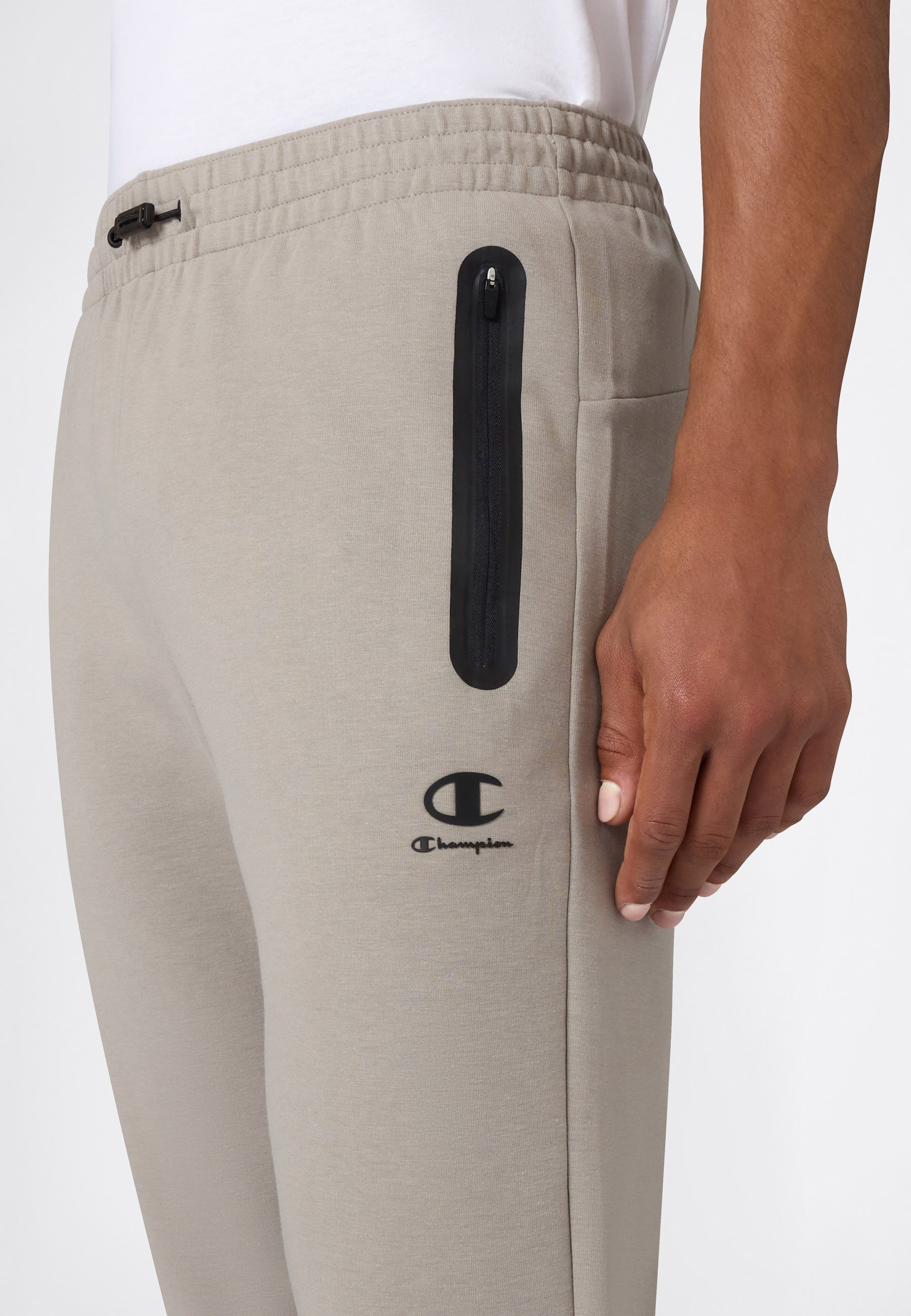 Champion Jogginghose C-TECH Slim Fit Interlock Cuffed Pants mit Bündchen am Beinabschluss, für Sportmode und sportlichen Stil