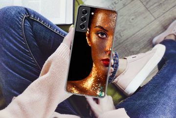 MuchoWow Handyhülle Make-up - Gold - Frau - Luxus - Glitzer - Kunst, Phone Case, Handyhülle Samsung Galaxy S21 FE, Silikon, Schutzhülle