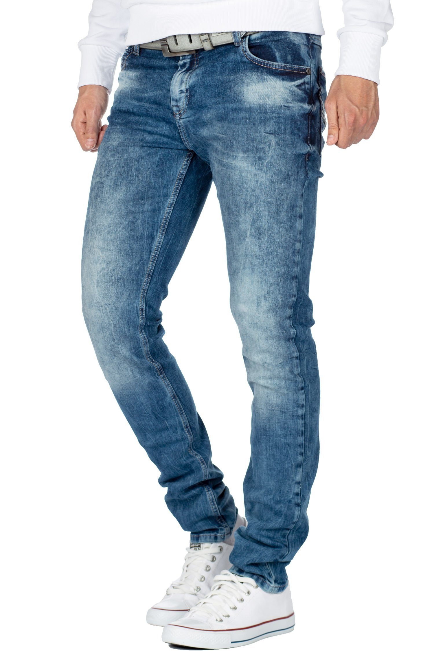 Cipo & Baxx Slim-fit-Jeans Herren Slim Fit Hose Stonewashed BA-CD533 Kontrastnaht und verzierte Gesäßtaschen