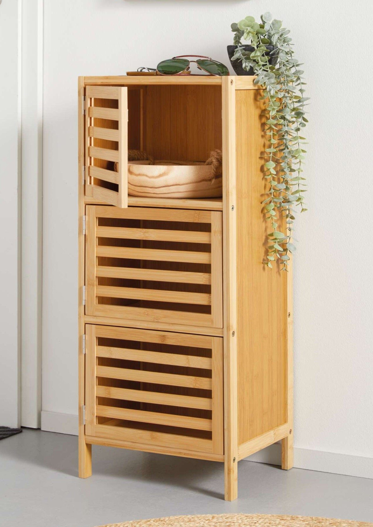 Dekoleidenschaft Beistellschrank aus Bambus natur 3 Türen 77cm hoch, Kommod günstig online kaufen