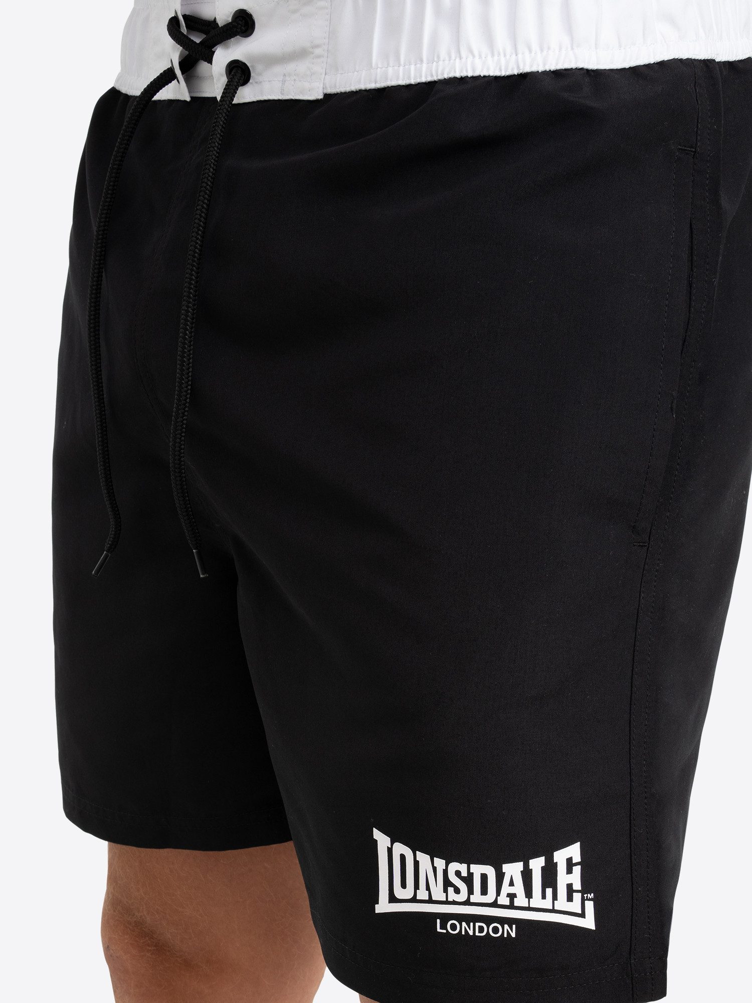 Lonsdale Shorts THORPE Badehose für Strand und Pool, einfarbiges Design