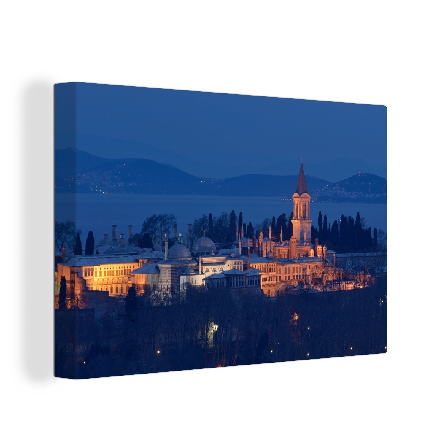 OneMillionCanvasses® Leinwandbild Ein beleuchteter Topkapi-Palast am Abend, (1 St), Wandbild Leinwandbilder, Aufhängefertig, Wanddeko, 30x20 cm