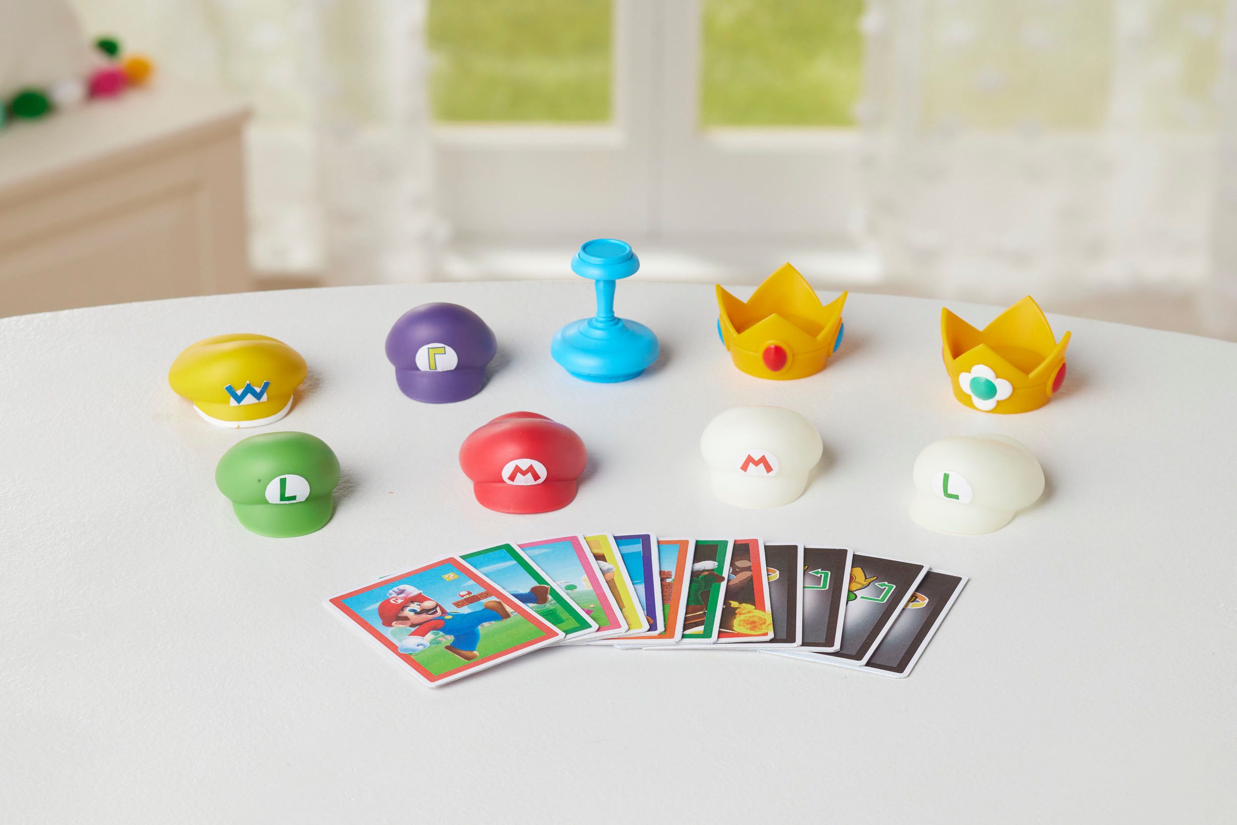 EPOCH Games Spiel Super Mario™ Cap Stacker, Familienspiel