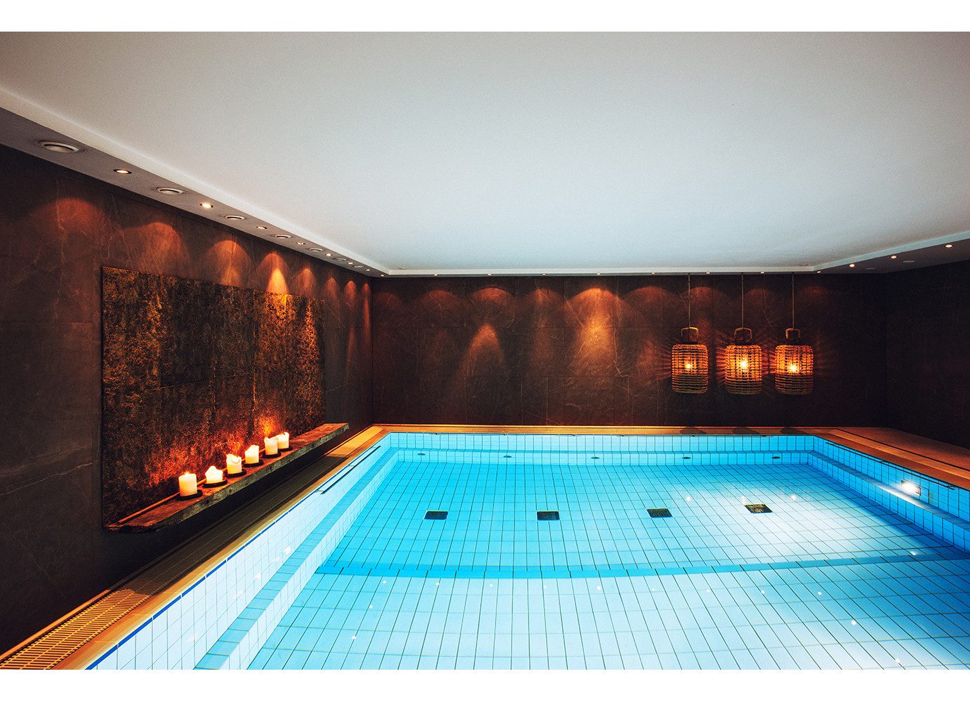 Jochen Schweizer Erlebnisgutschein Thermenurlaub Bad Salzuflen für 2 (1 Nacht), Körper & Geist im Wellnessfieber