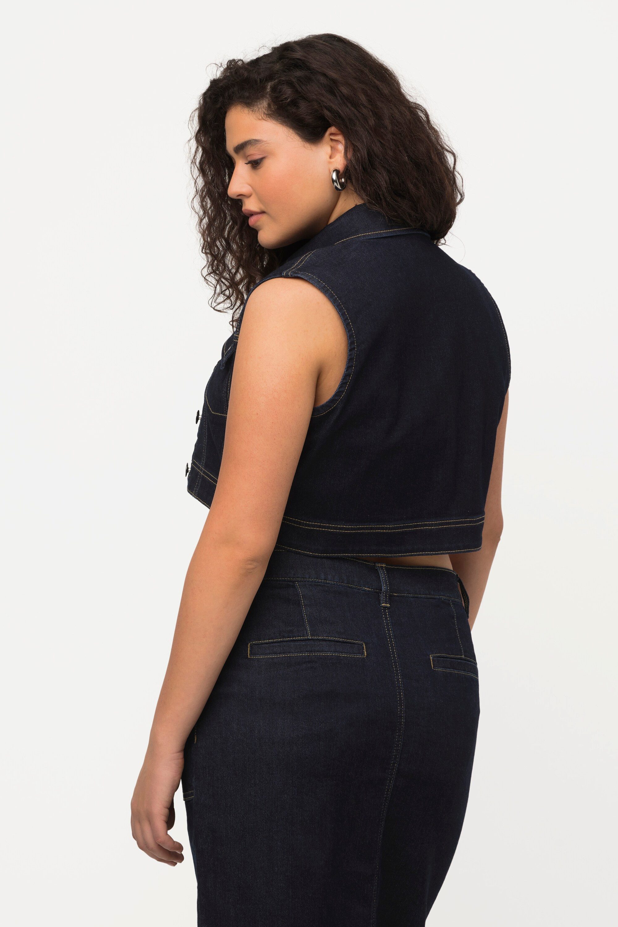 Ulla Popken Jeansweste Jeansweste kurz Slim Hemdkragen ärmellos recycelt