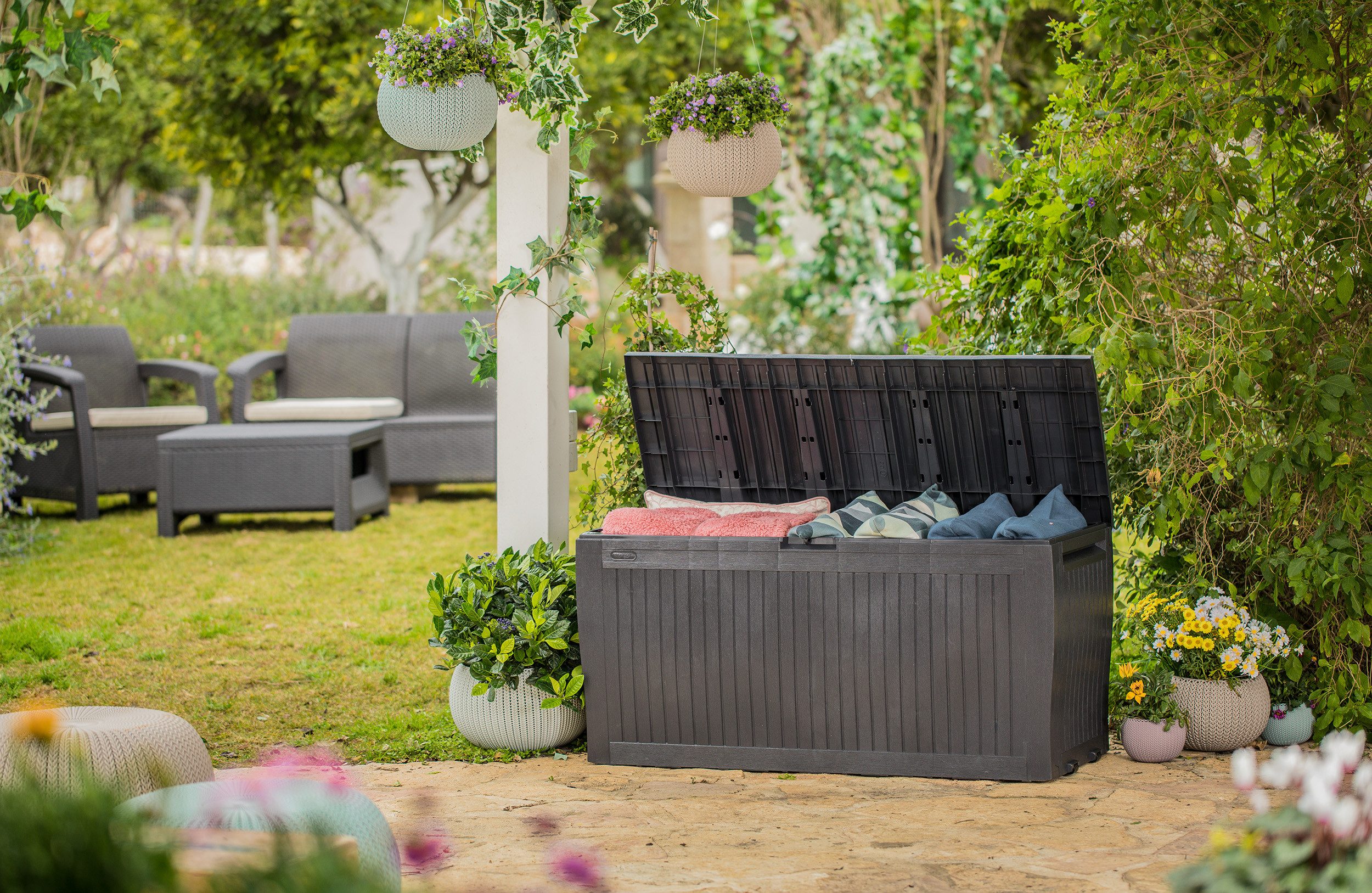 Keter Gartenbox Comfy 270L Anthrazit bis 250kg belastbar Kissenbox Aufbewahrungsbox – Bild 5 von 5