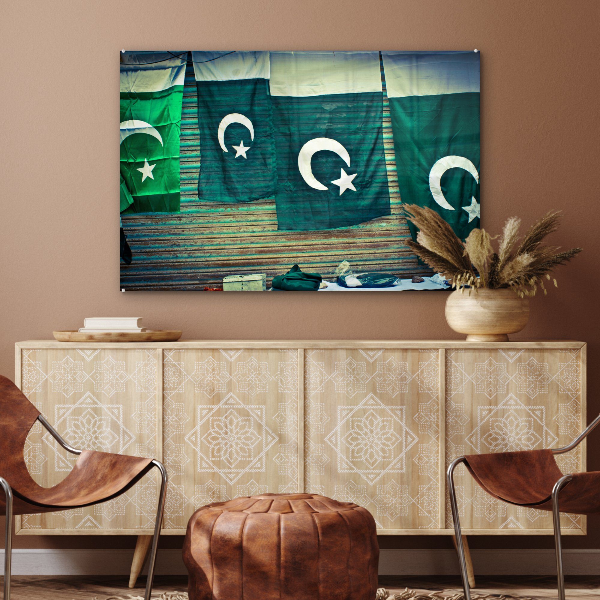 MuchoWow Acrylglasbild Pakistanische Flaggen hängen & an St), (1 der Schlafzimmer Wohnzimmer Acrylglasbilder Wand