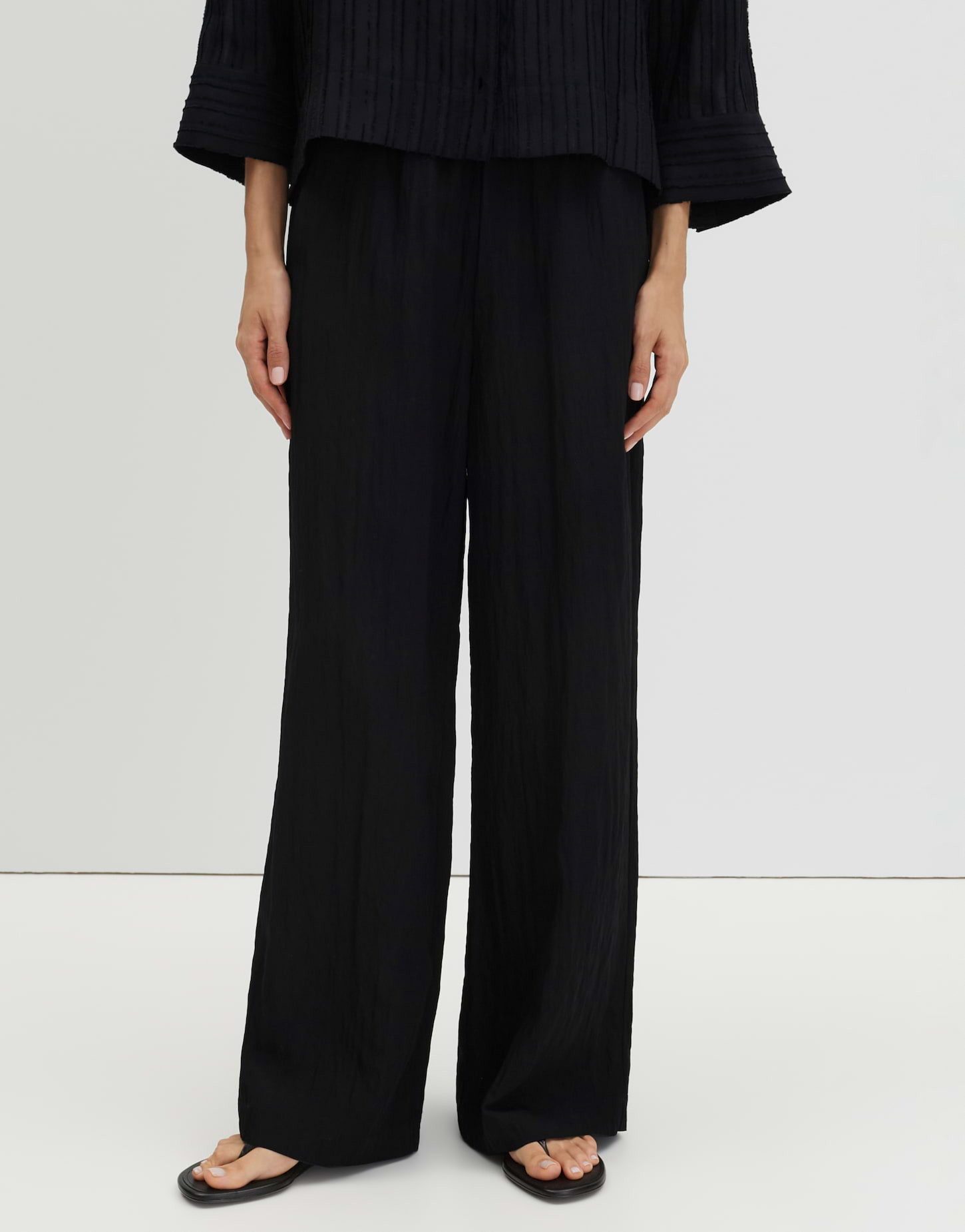 someday Stoffhose Cevil structure aus Webware mit Crinkle Struktur Leichter Look mit elastischem Bund