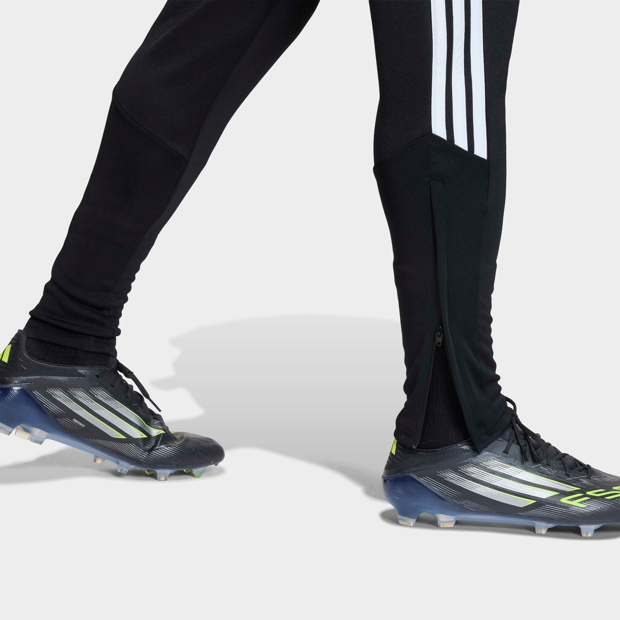 adidas Performance Trainingshose TIRO26 LIGA, REGULÄR GESCHNITTEN