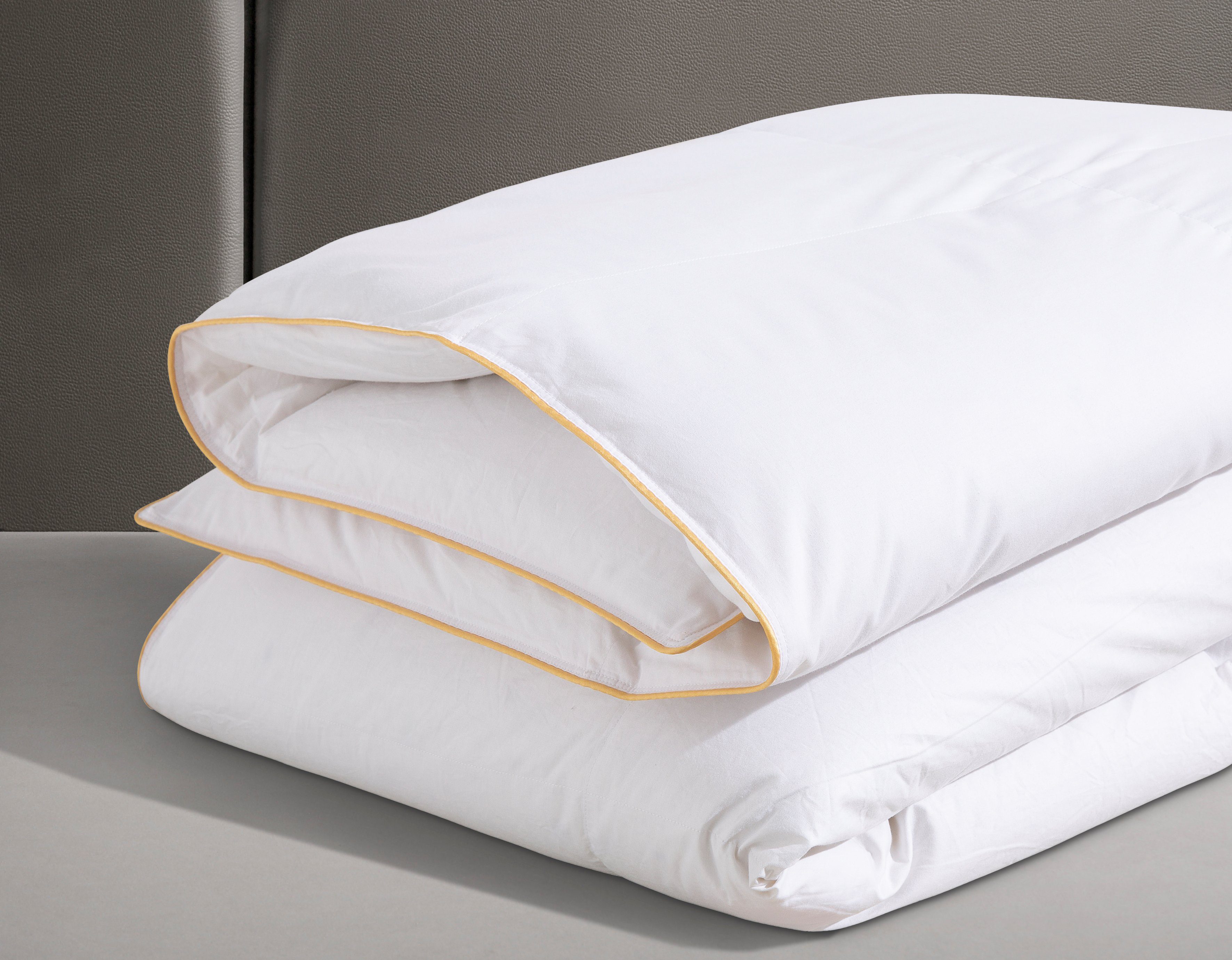 Balette Daunenbettdecke Edition 140 Jahre, Bettdecken für Sommer & Winter, Ganzjahresdecke, Füllung: 100% Daunen, Bezug: 100% Baumwolle, Bettdecke 135x200 cm, 1 – Bild 3 von 5
