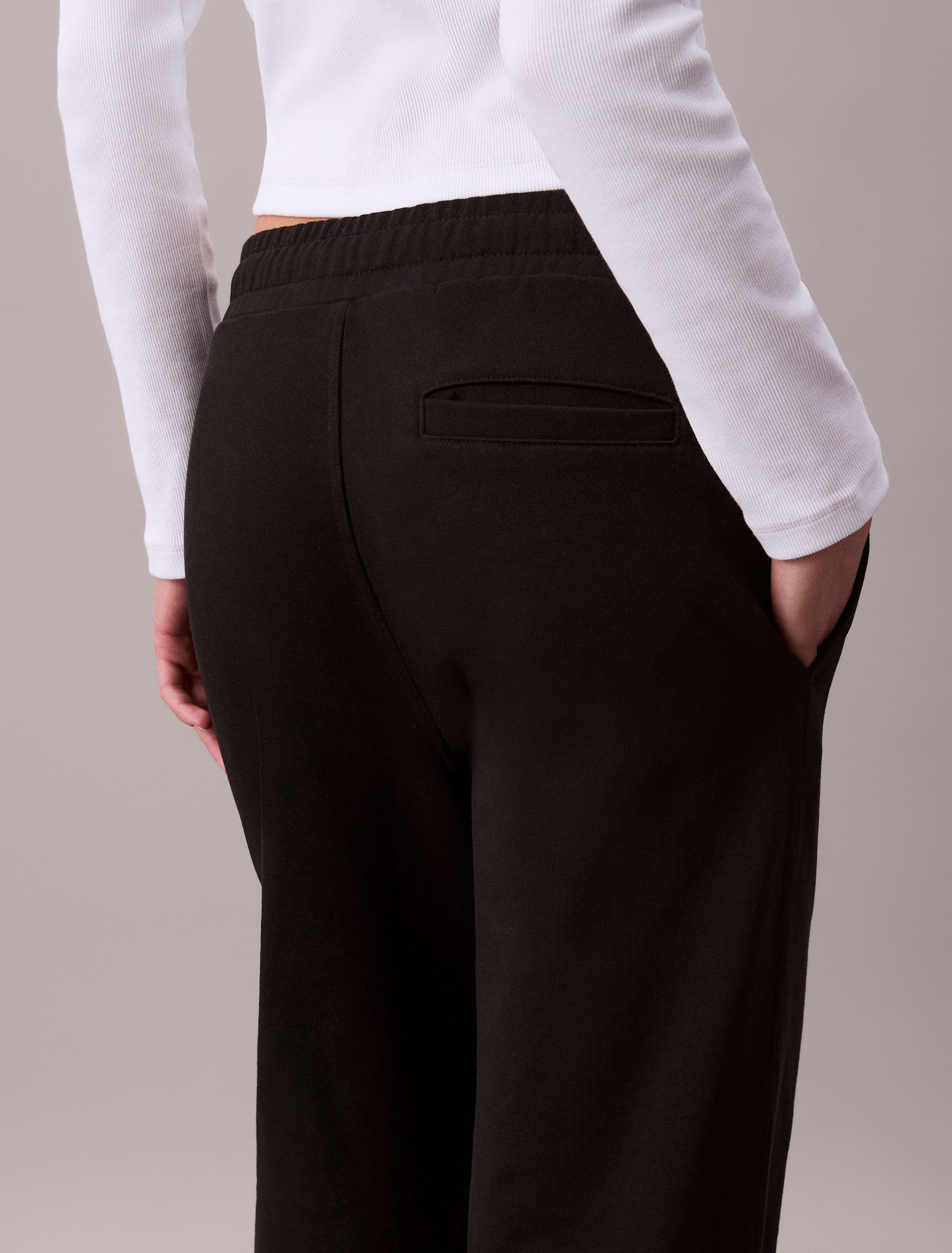 Calvin Klein Jeans Sweathose elastischer Bund, gerade Passform, Bundfalte