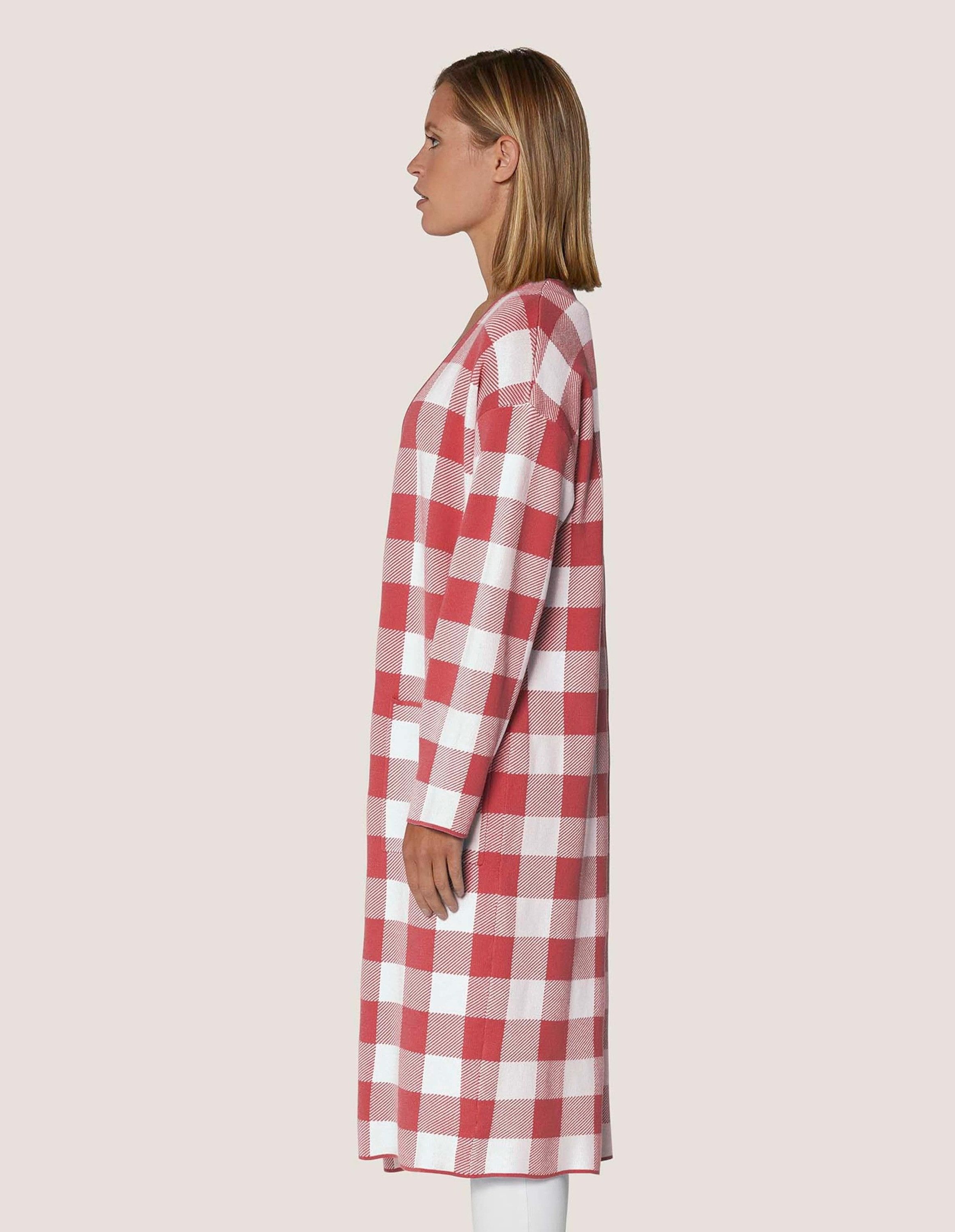 MADELEINE Kurzmantel Karo-Jacquard Mantel, Oversized Modernes Karo-Design, besonderer Kragen, offen tragbar