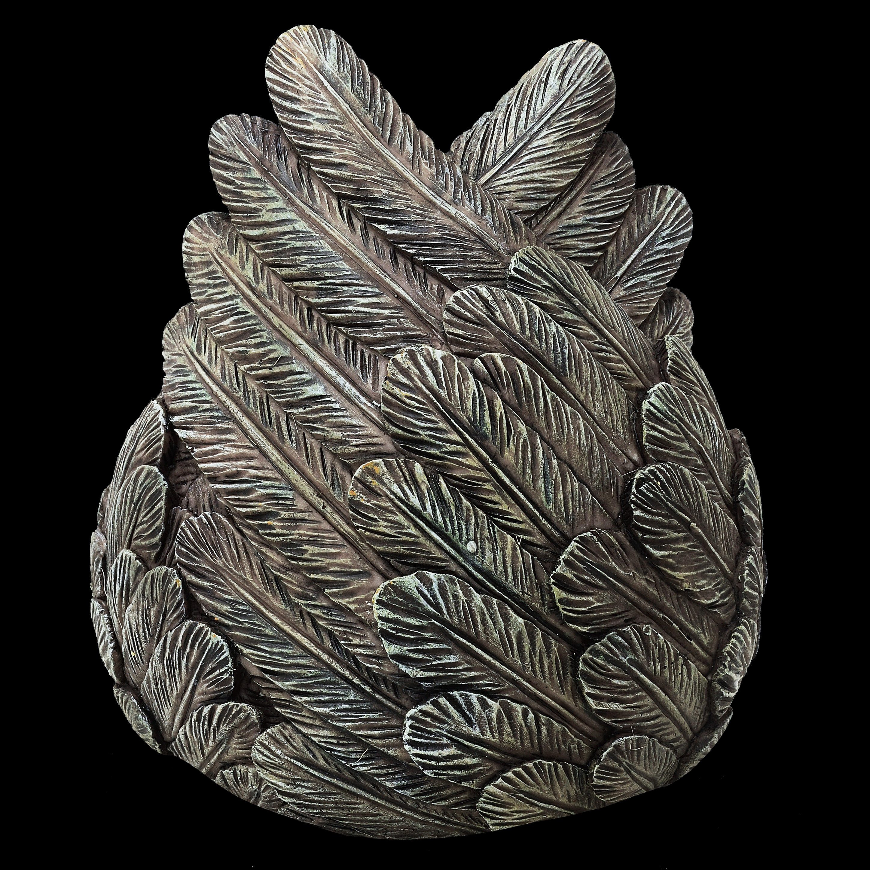 MystiCalls Tierfigur Hunde Urne Hund schläft in Engelsflügel Tierurne Hundeurne (1 St), Fassungsvolumen ca. 1,65 Liter (Hunde bis ca. 28 kg)