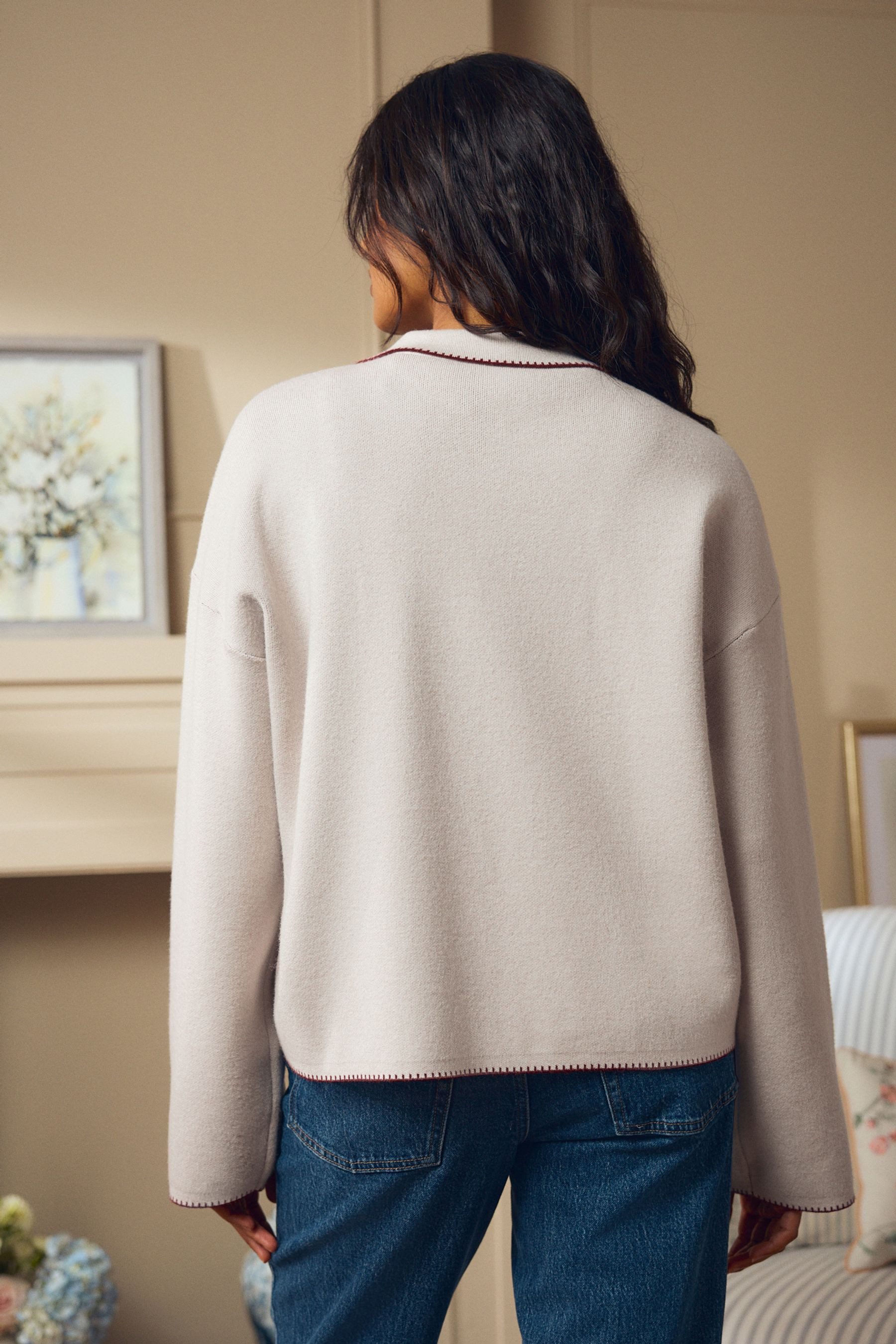LAURA ASHLEY Strickjacke Laura Ashley Strickjacke mit Stickerei (1-tlg)