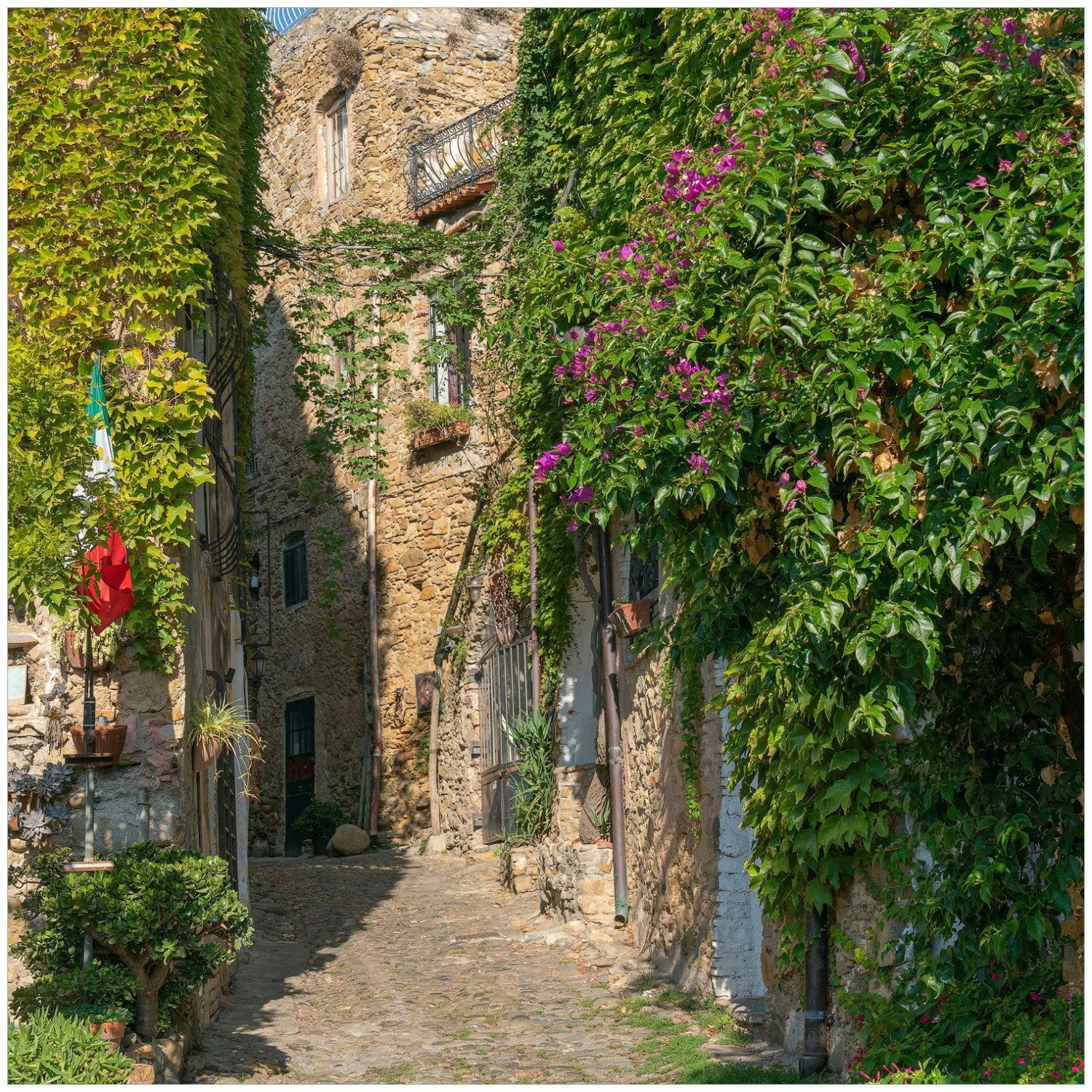 Wallario Tischplatte Verwunschene Gasse im Grünen (1 St), für Ikea Lack Tisch geeignet