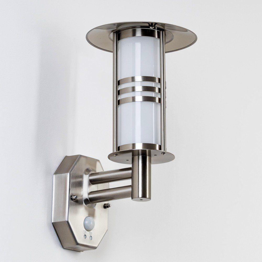 hofstein Außen-Wandleuchte »Latiano« Außenwandlampe aus Edelstahl u. Milchglas-Scheiben, ohne Leuchtmittel, m. E27, Außenleuchte für Terrasse/Hof/Garten, Bewegungsmelder