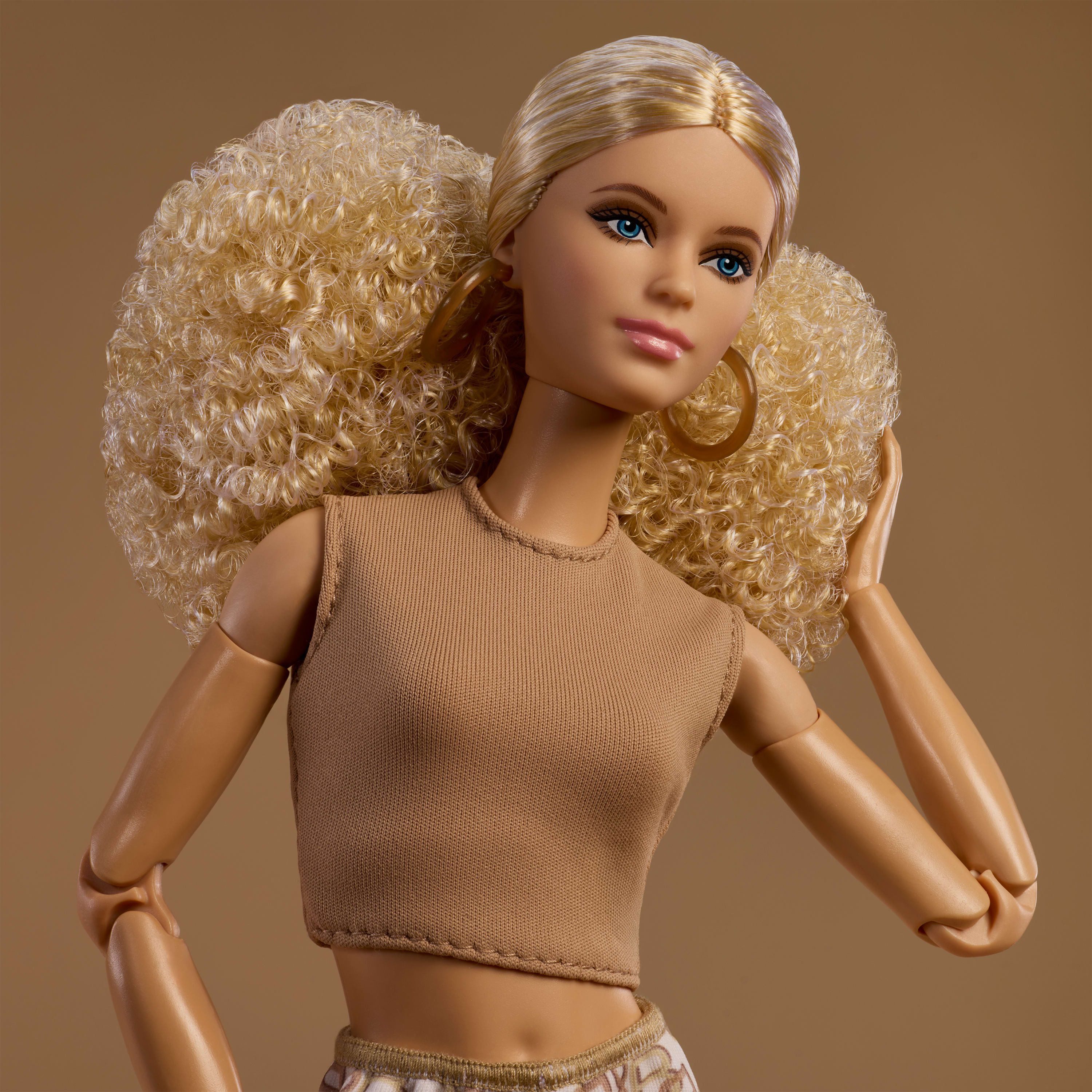 Barbie Anziehpuppe Signature Barbie Basics 07
