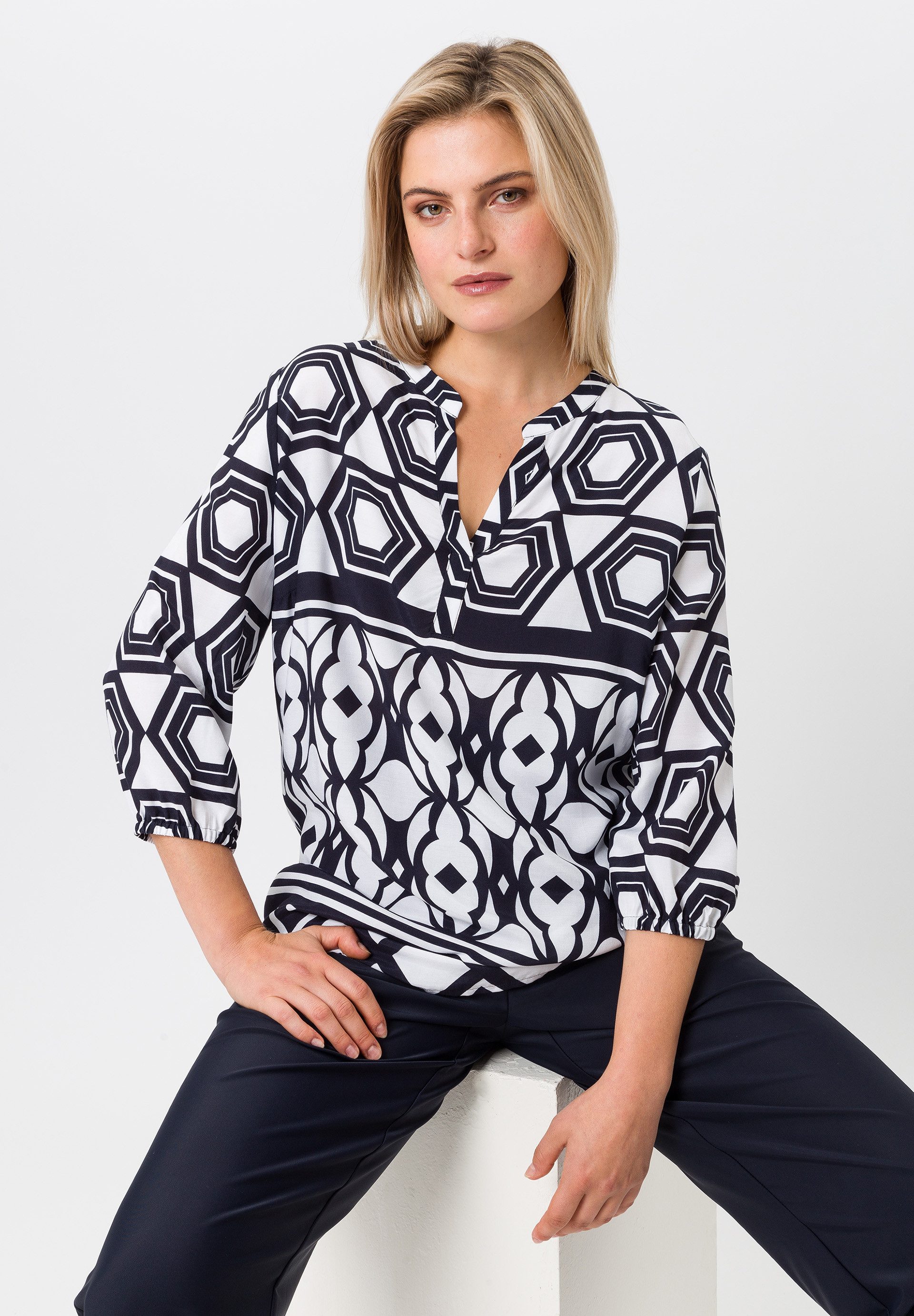 TUZZI Klassische Bluse mit grafischem Muster