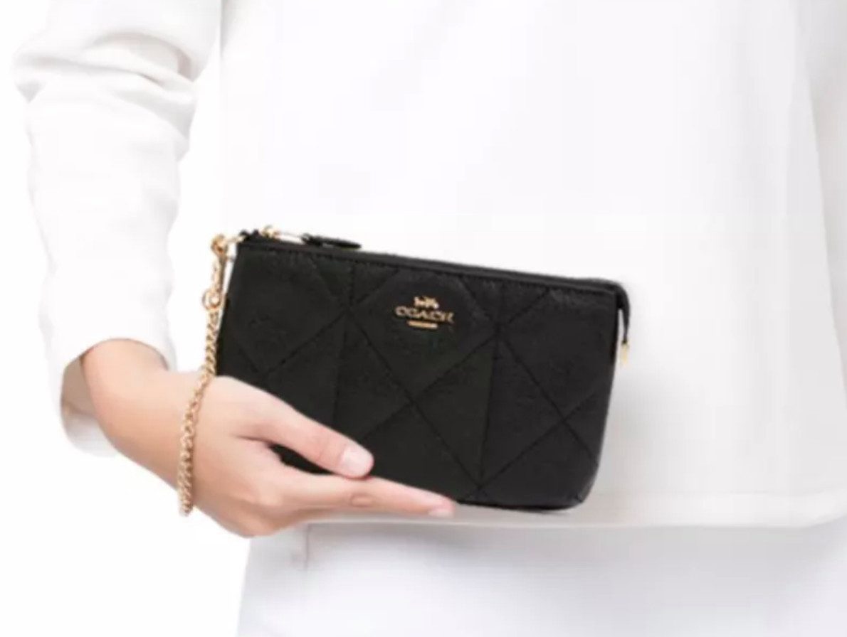 COACH Clutch Wristlet Leather Bag Handbag, 8 practical card slots for organization