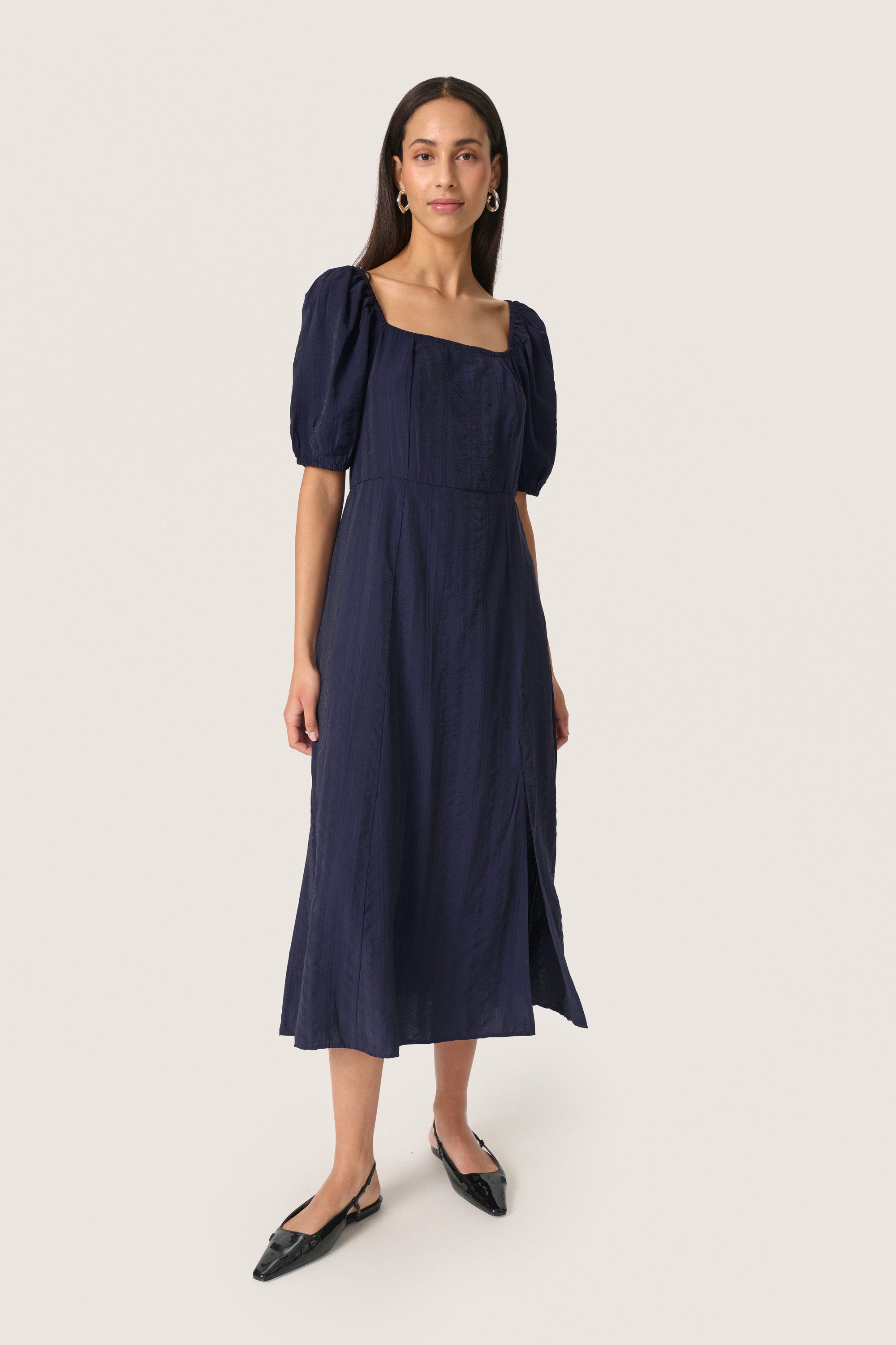 SOAKED IN LUXURY Blusenkleid Kleid SLEmine