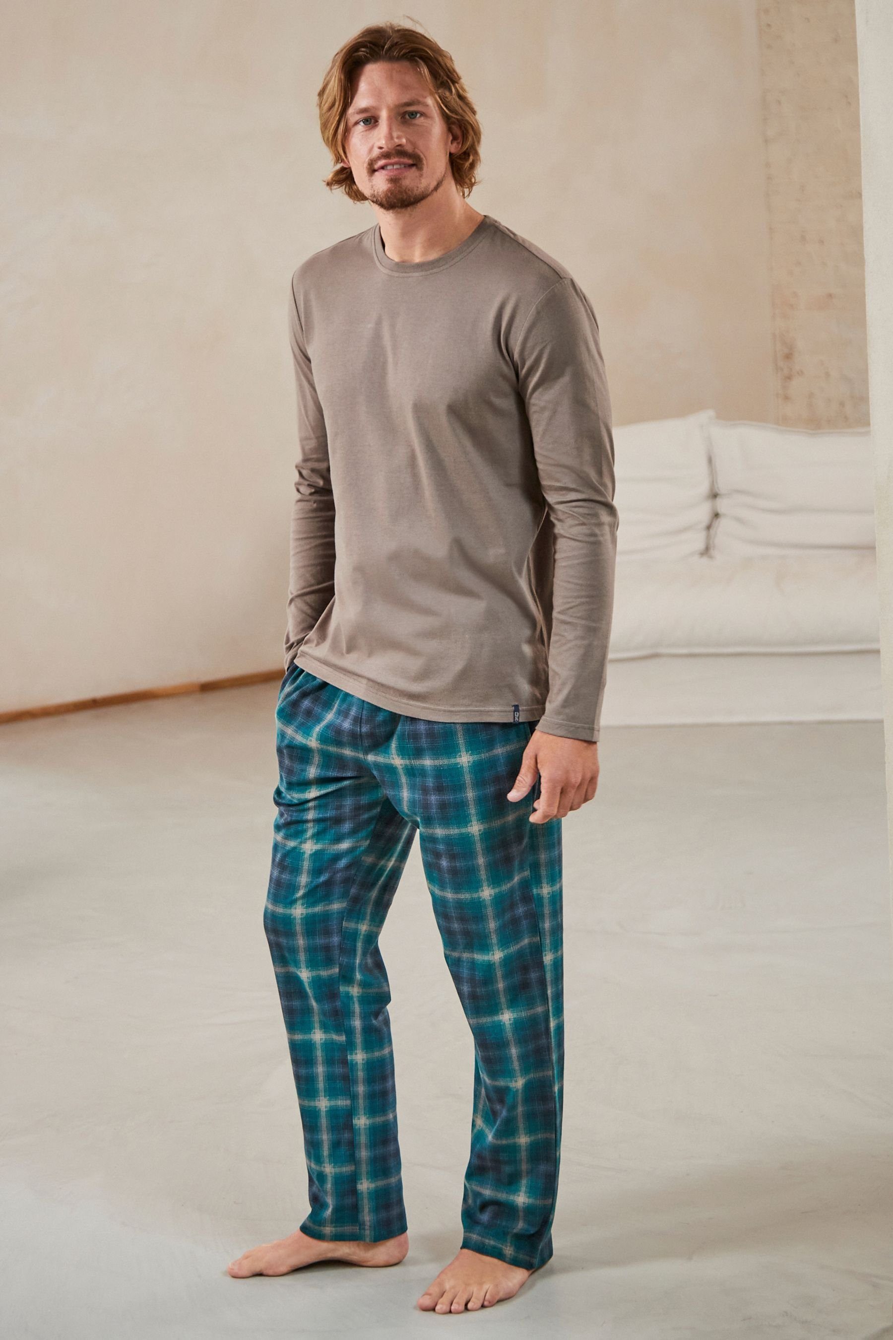 Next Pyjama Bequemer Motionflex Schlafanzug Check Neutral/Green tlg) (2