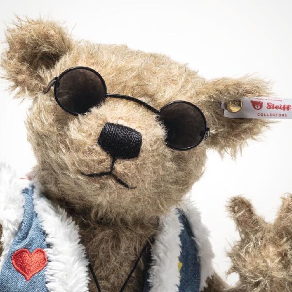 Steiff Dekofigur Steiff Teddybär Rocks! Woodstock 32 cm 356384