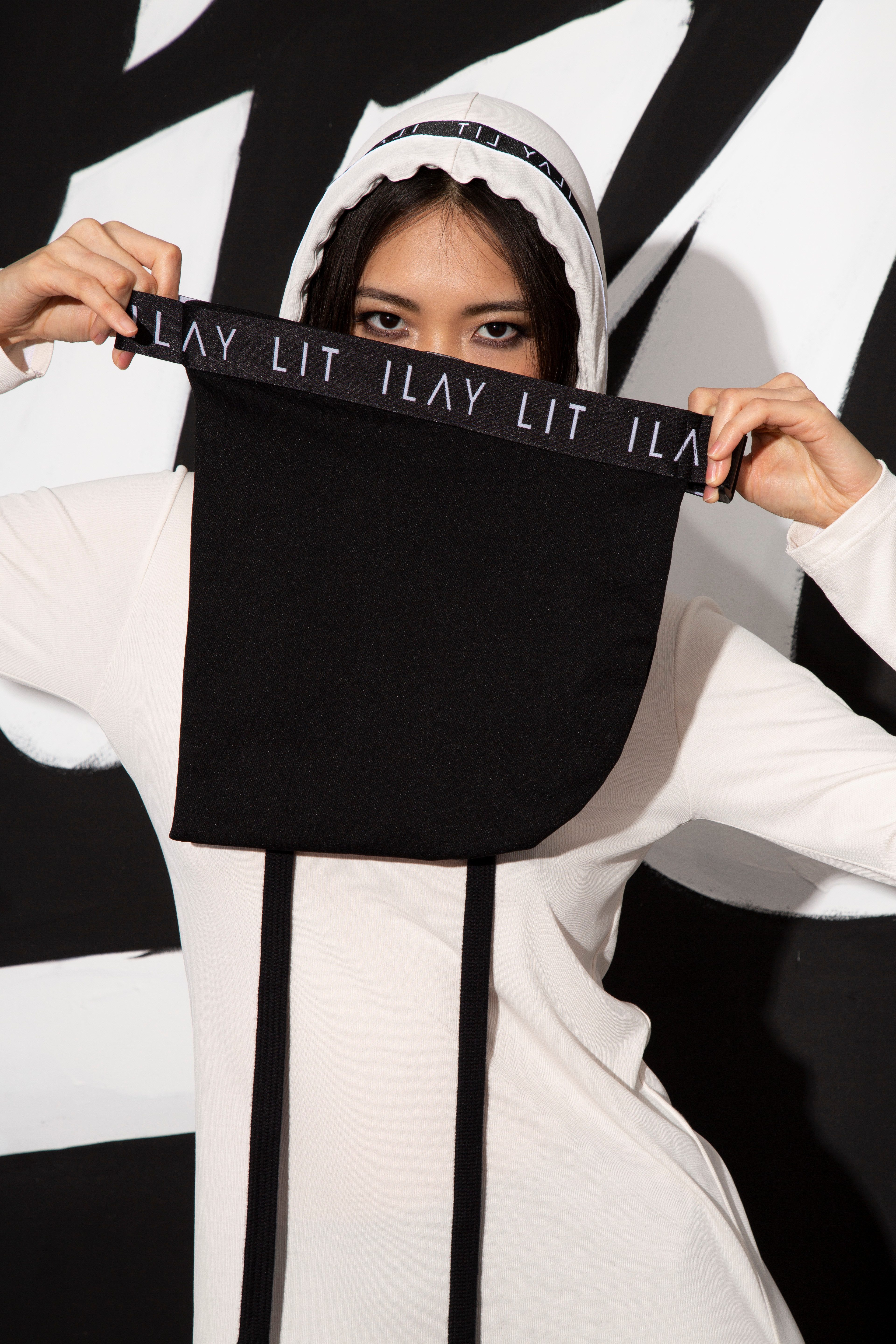 ILAY Lit Hoodie Ilay Lit Gürteltasche