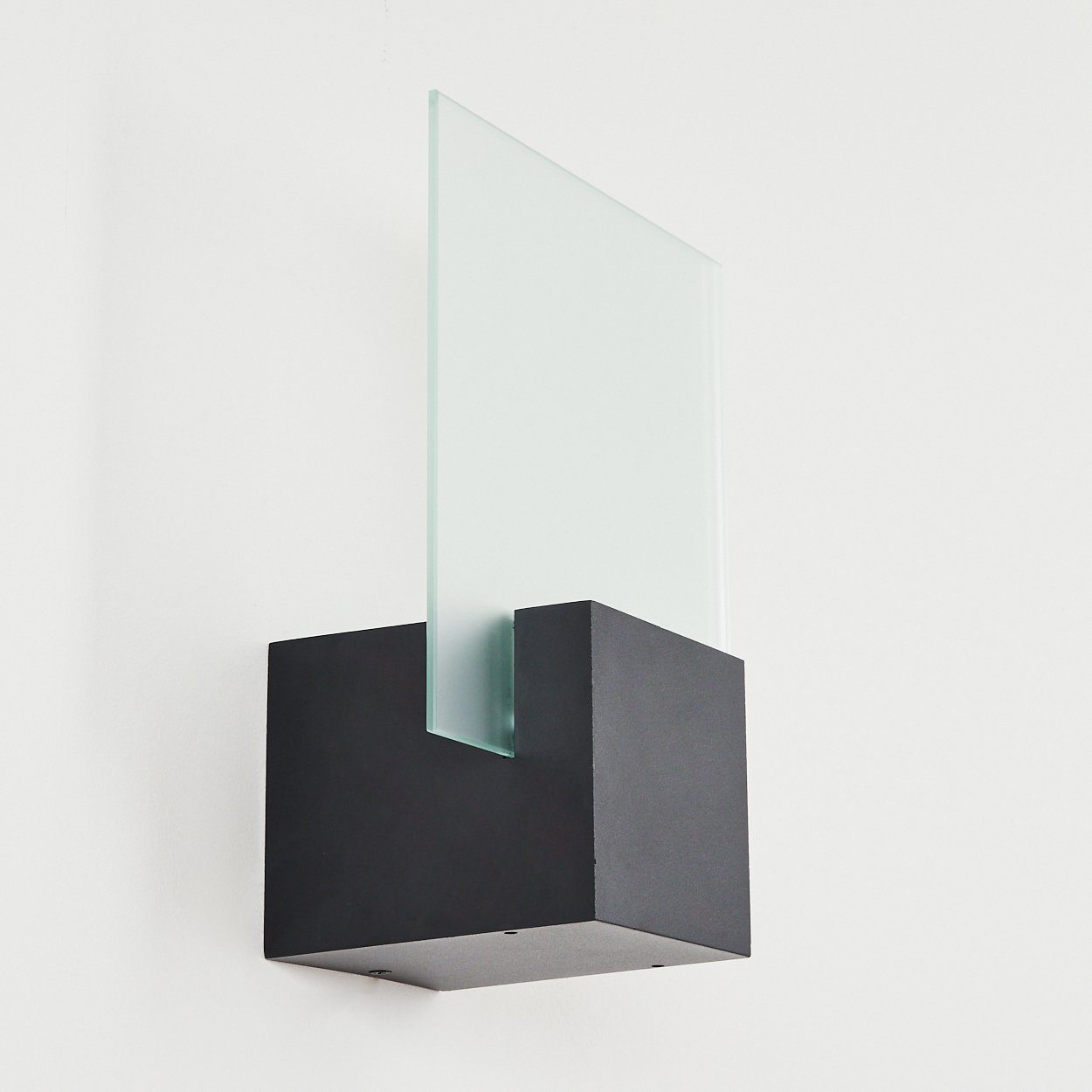 hofstein Außen-Wandleuchte moderne Wandlampe aus Metall/Glas in Schwarz/Milchglas, LED fest integriert, 3000 Kelvin, Wandleuchte mit Up&Down-Effekt, LED 6 Watt, 500 Lumen, IP44
