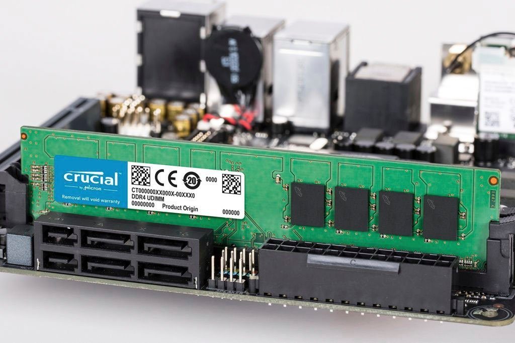 DDR4 single 2400 PC-Arbeitsspeicher retail 8GB rank Crucial PC