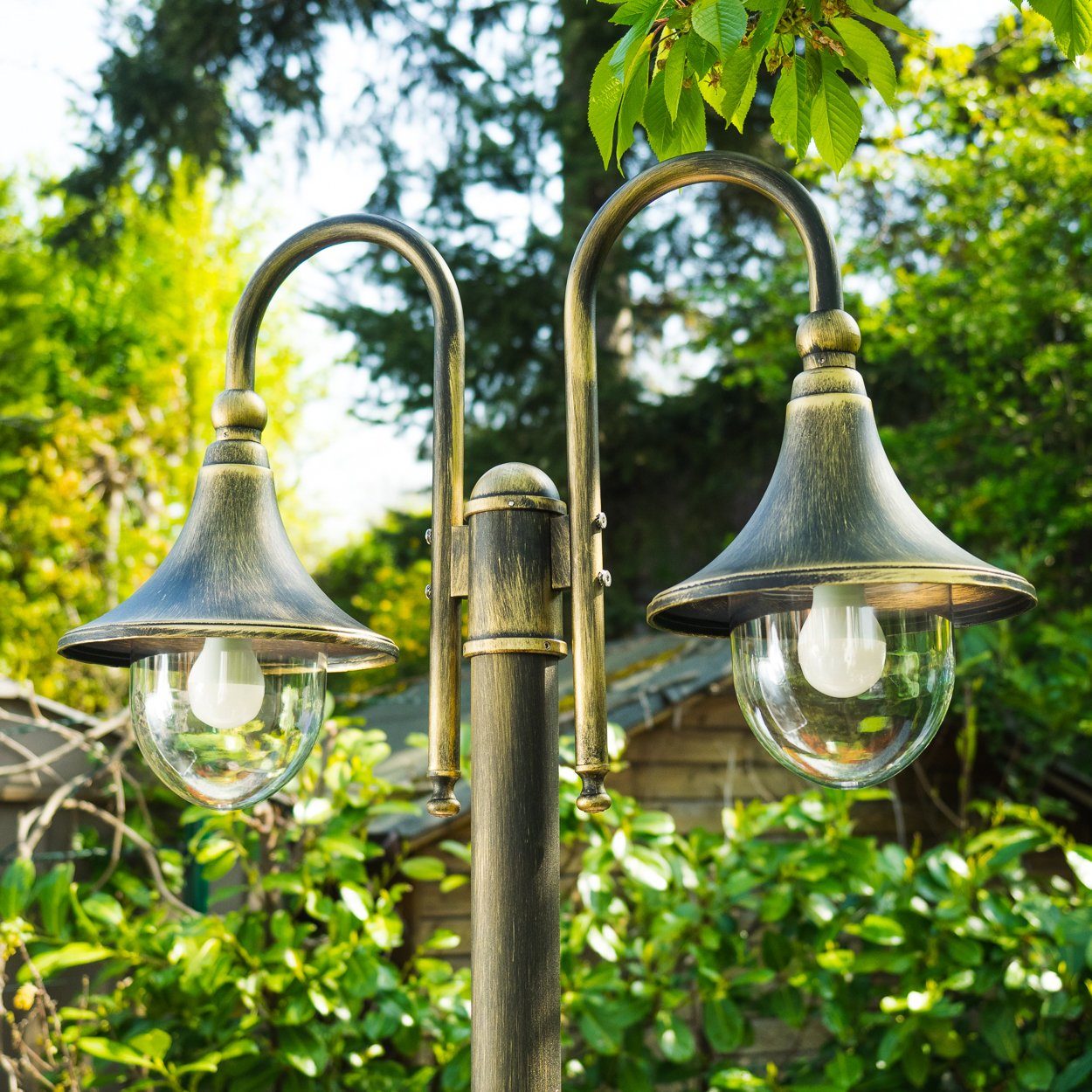 Außen-Stehlampe in hofstein antikem 225cm, Braun/Gold,Wegeleuchte ohne Metall Leuchtmittel, Look, Außenleuchte Gartenlampe, E27,IP44 »Paraolo« Vintage Kandelaber