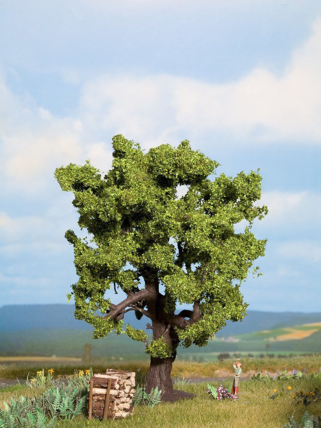 Dekobaum NOCH® Eiche, Modellbau Baum mit Flock, 15 cm hoch