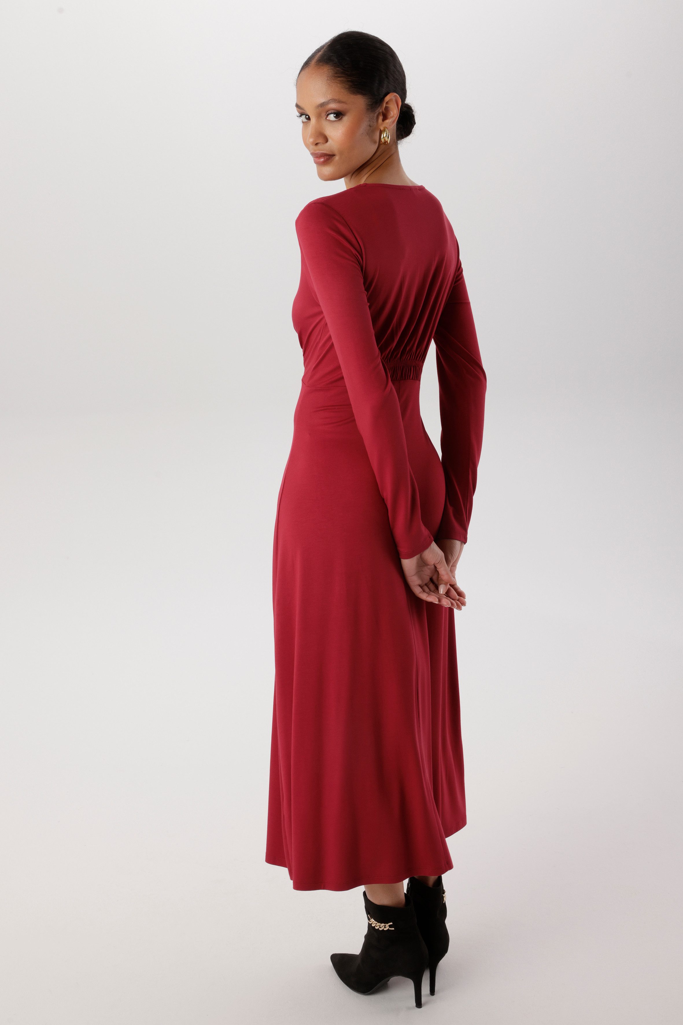Aniston SELECTED Midikleid mit drapierter Unterbrustnaht - NEUE KOLLEKTION